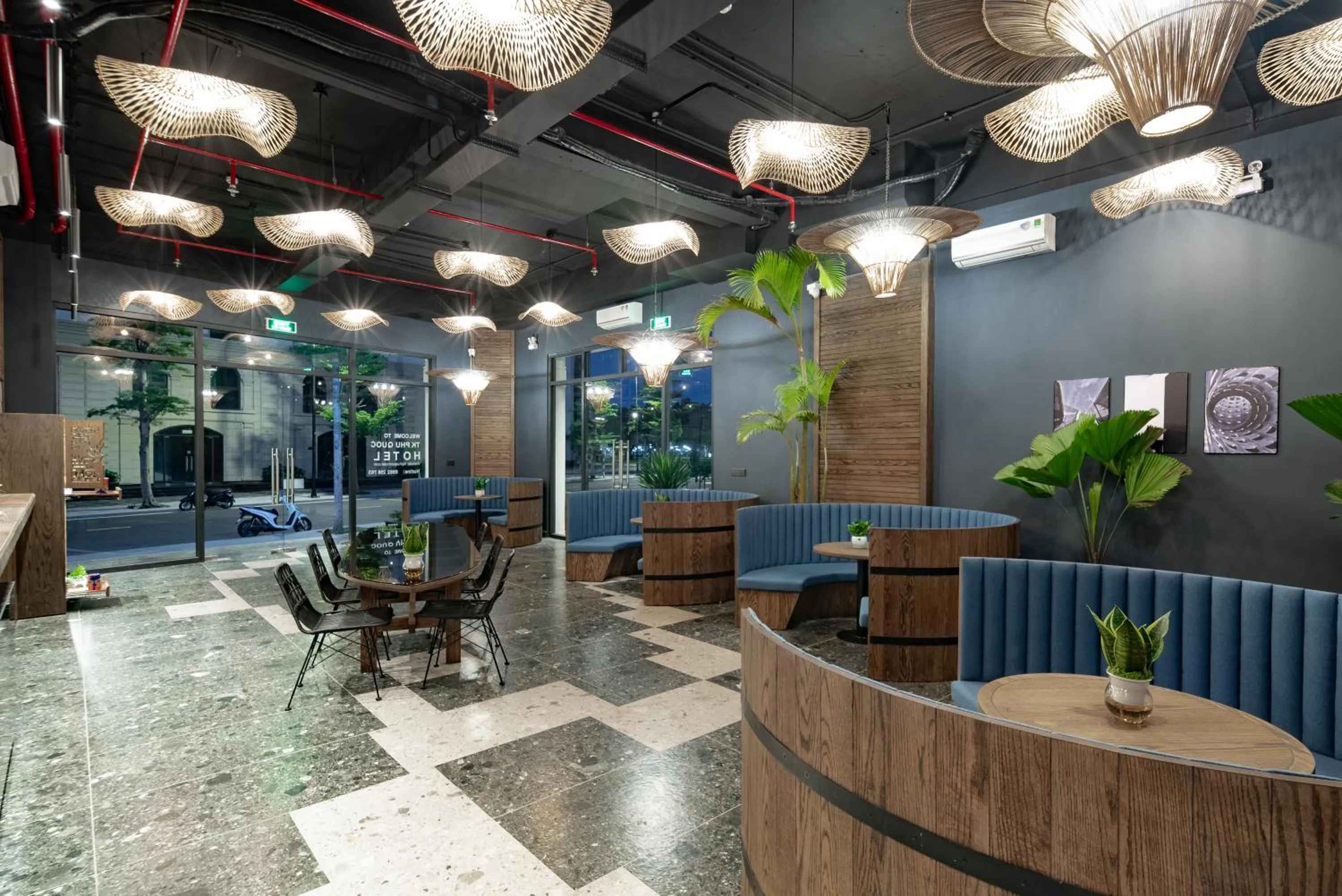 Communal lounge/ TV room in TK Phu Quoc Hotel - Grand World Phu Quoc