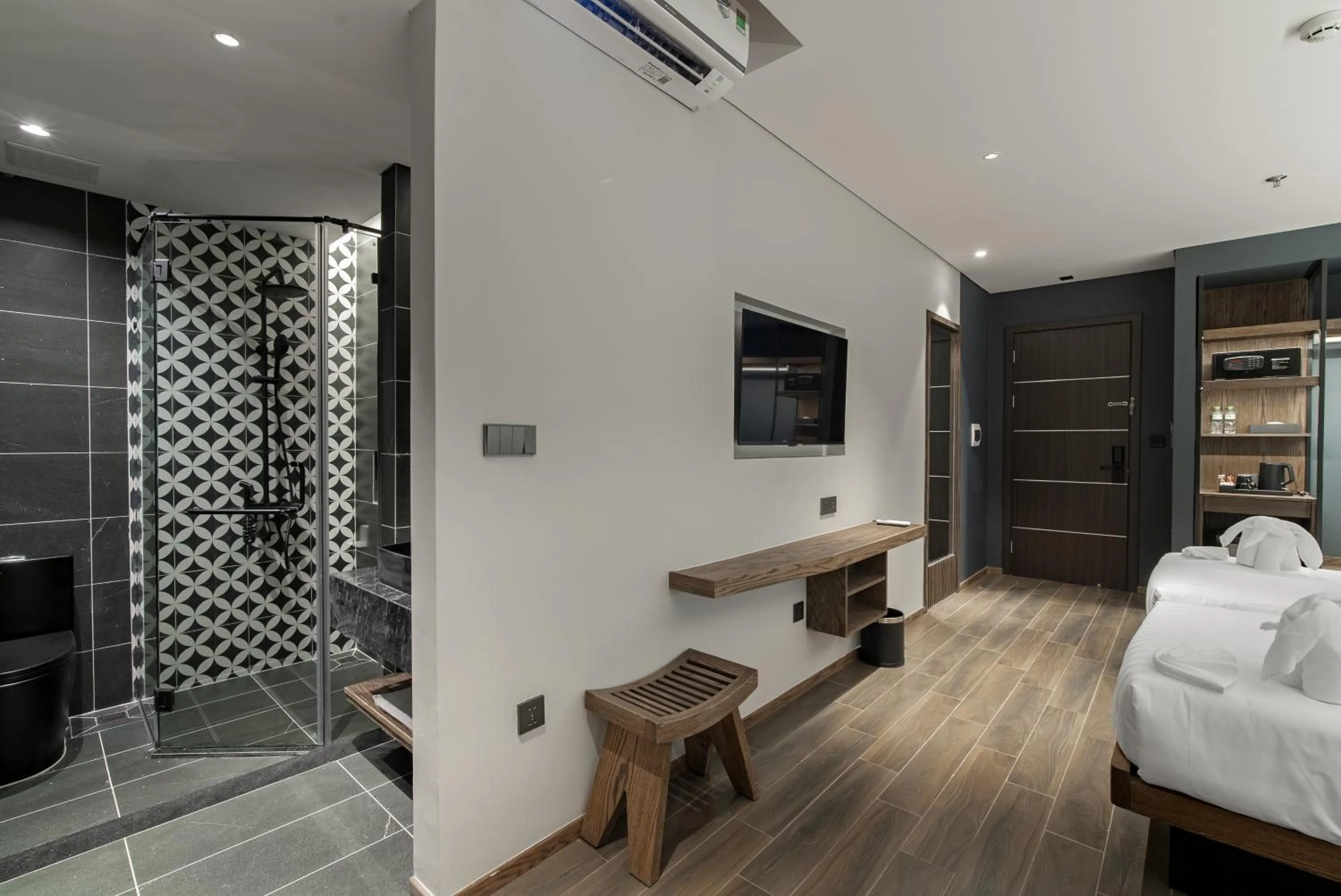 air conditioner, Bed in TK Phu Quoc Hotel - Grand World Phu Quoc