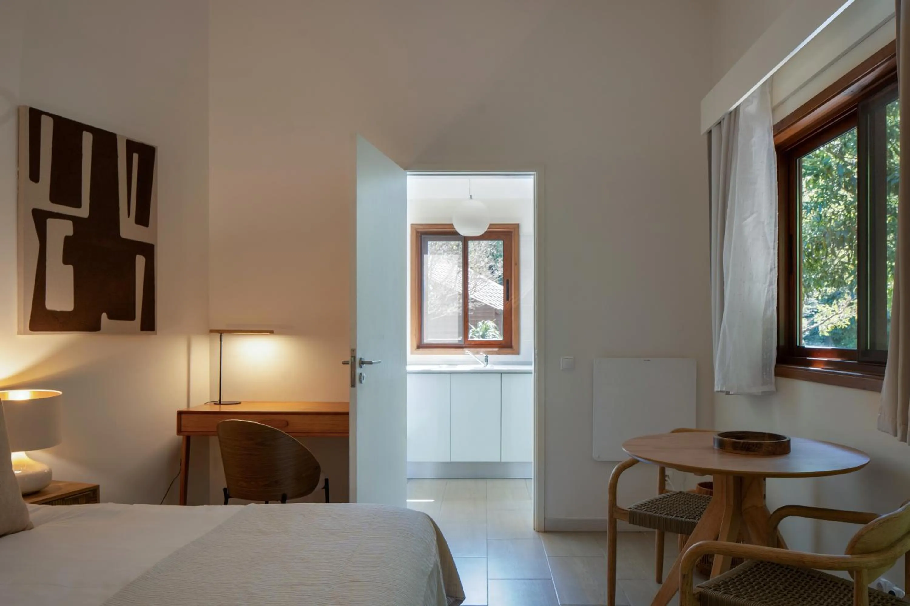 Dining area, Bed in Alma do Pico - Nature Residence