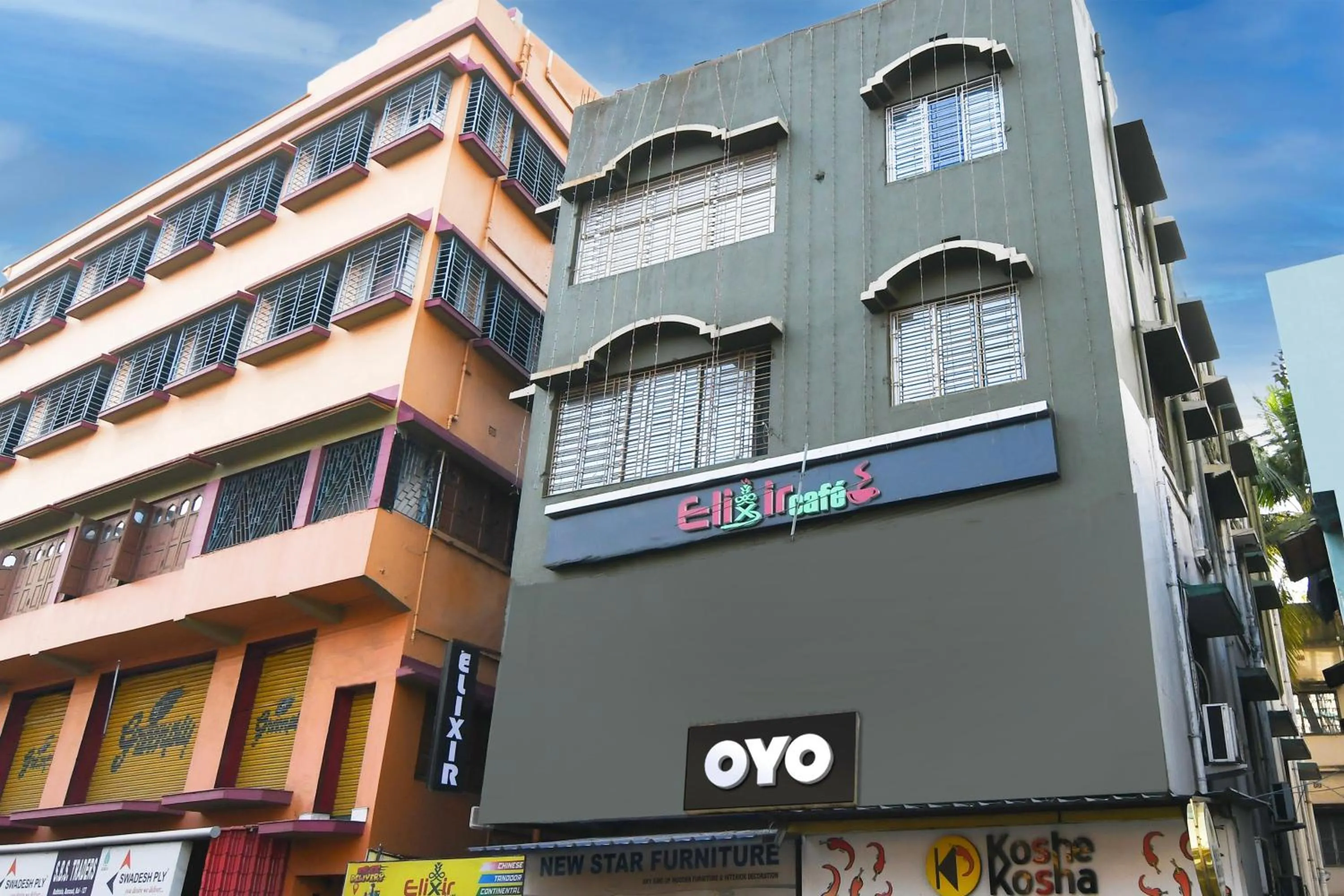 Facade/entrance in Hotel O by OYO Elixir