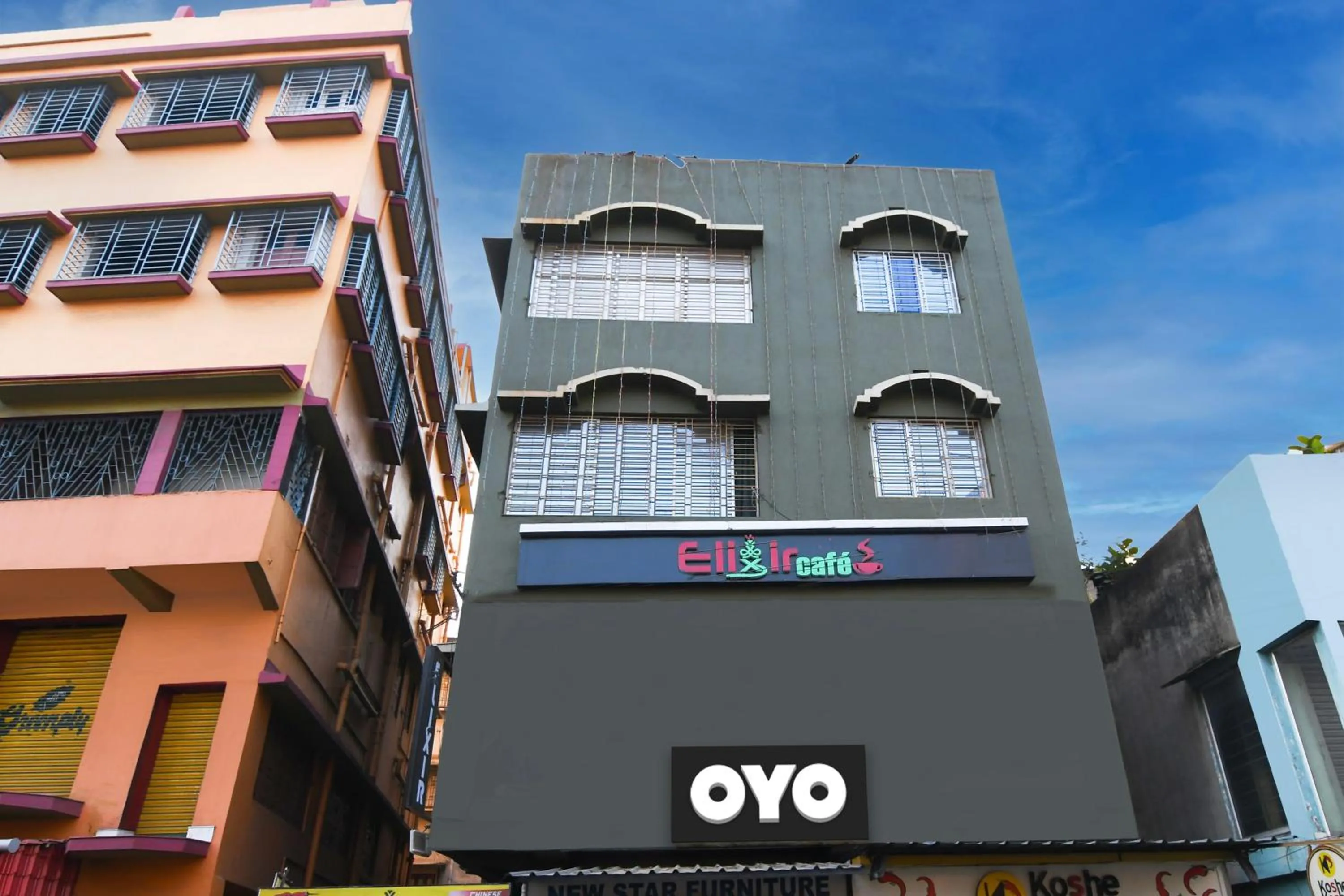 Facade/entrance in Hotel O by OYO Elixir