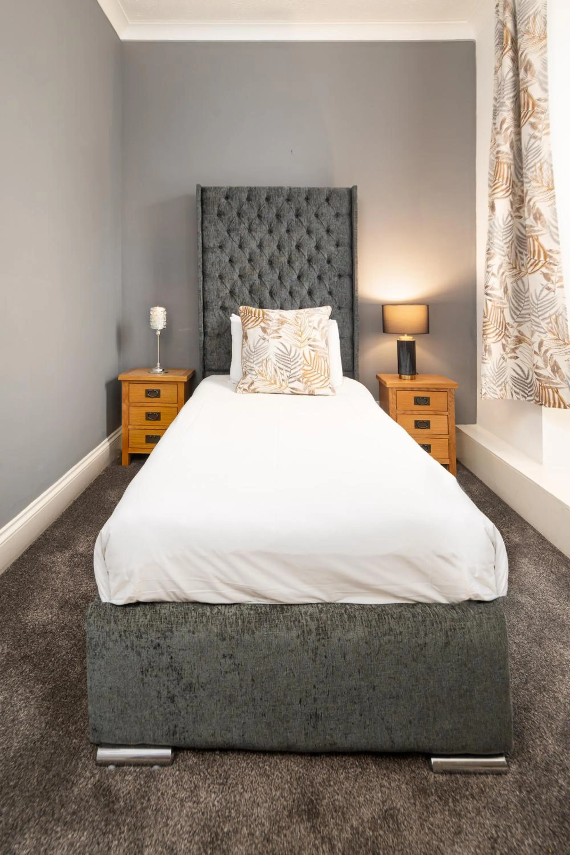 Bed in Boars Head Hotel