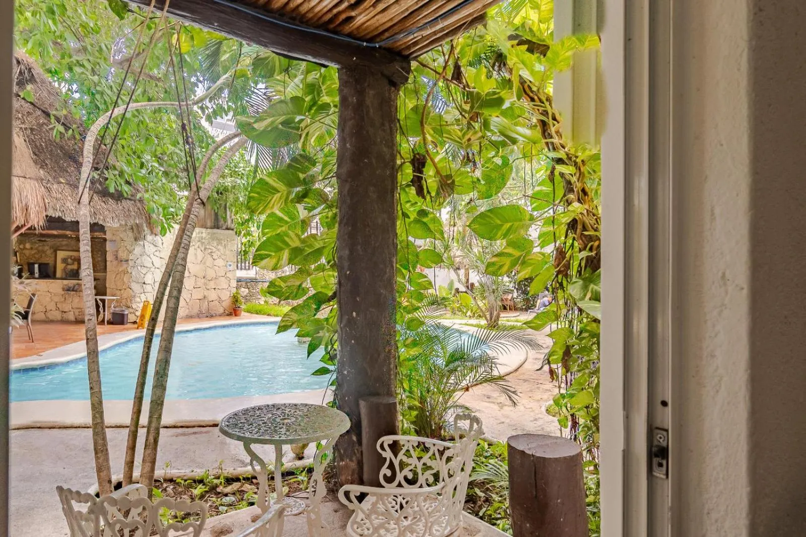 Patio in Mayan Art Hotel 10 avenue