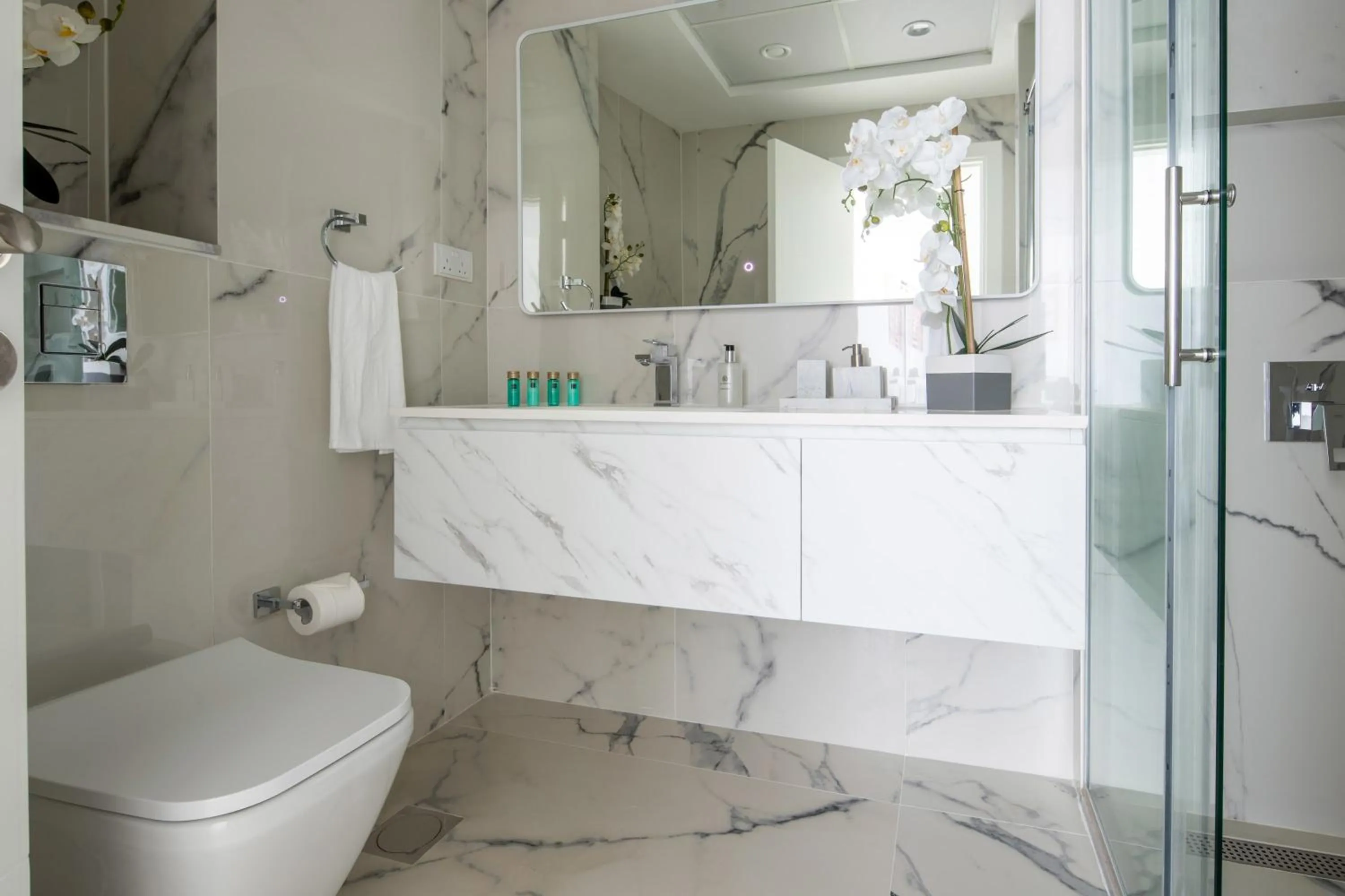 Bathroom in Frank Porter - Ocean Heights