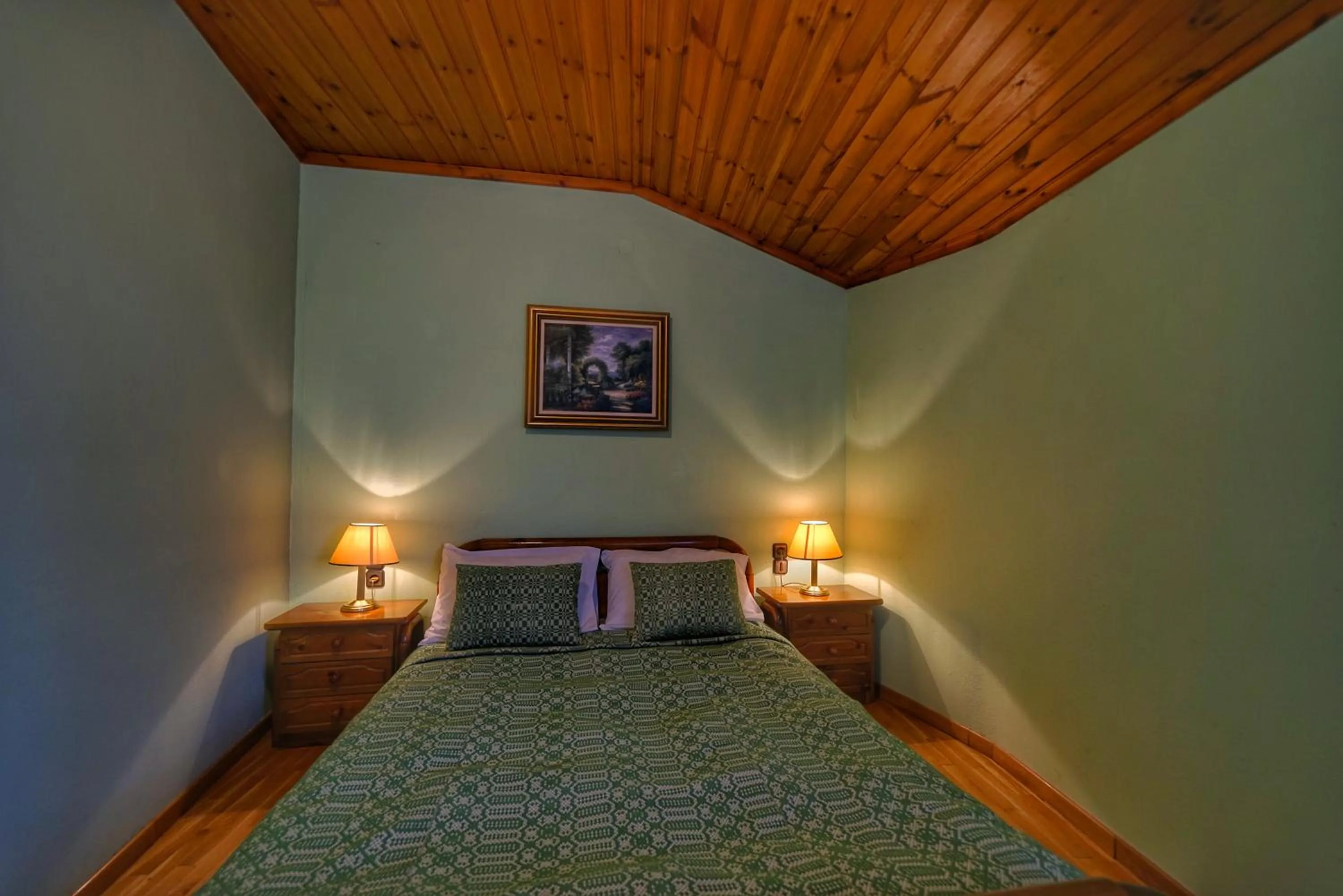 Bed in To Balkoni tis Agorianis