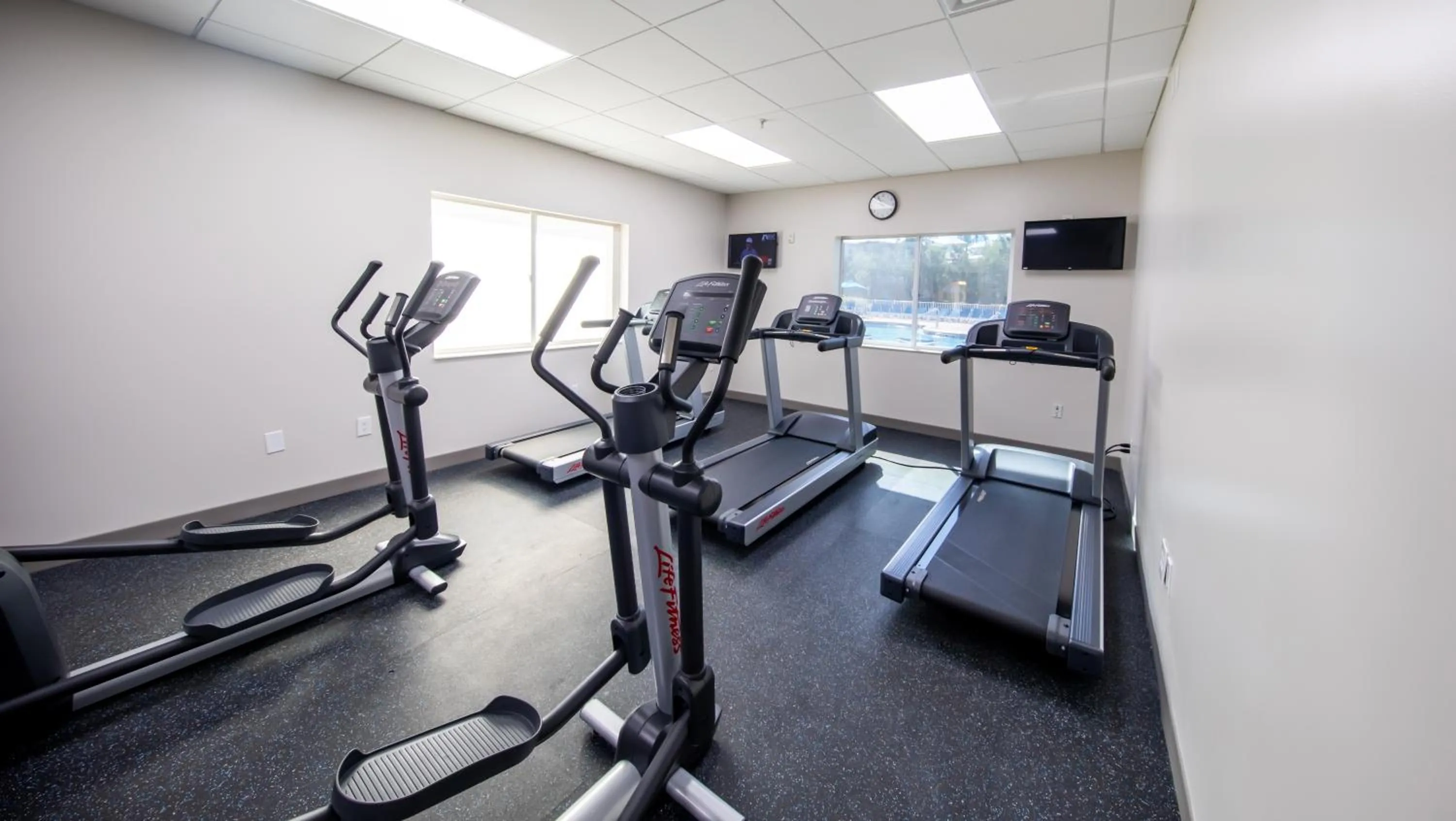 Fitness centre/facilities in Holiday Inn Express & Suites Clermont SE - West Orlando by IHG