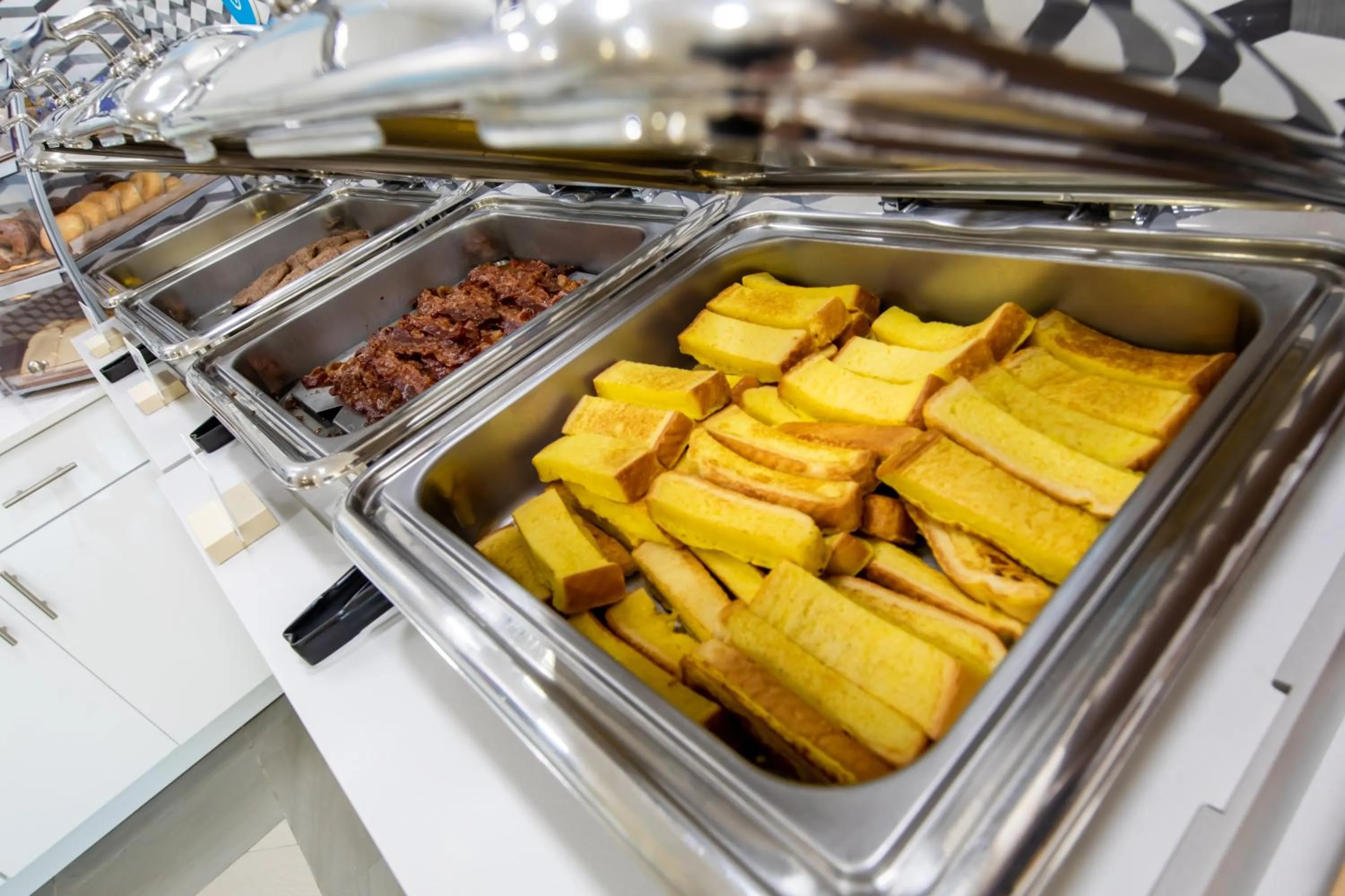 Food and drinks in Holiday Inn Express & Suites Clermont SE - West Orlando by IHG