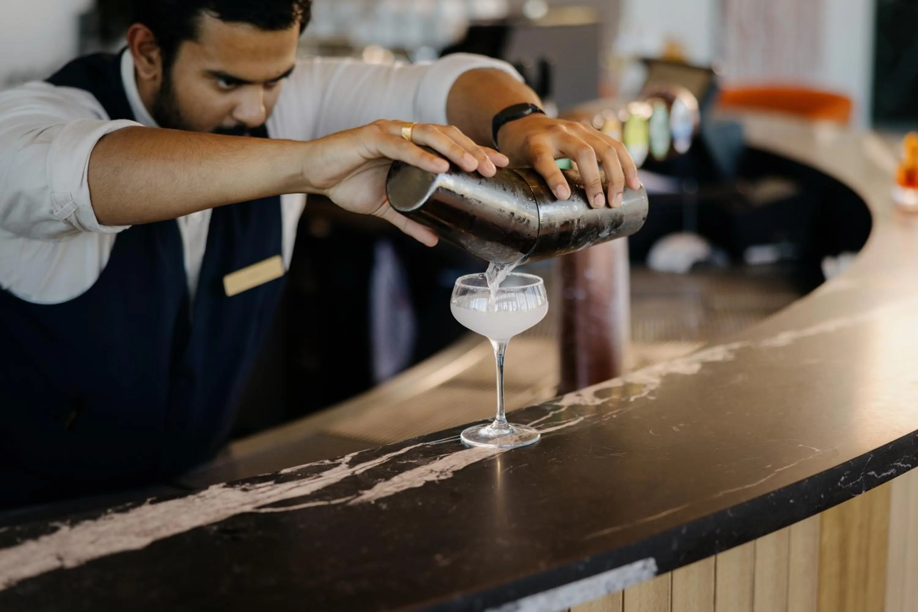 Lounge or bar in Crowne Plaza Adelaide Mawson Lakes by IHG