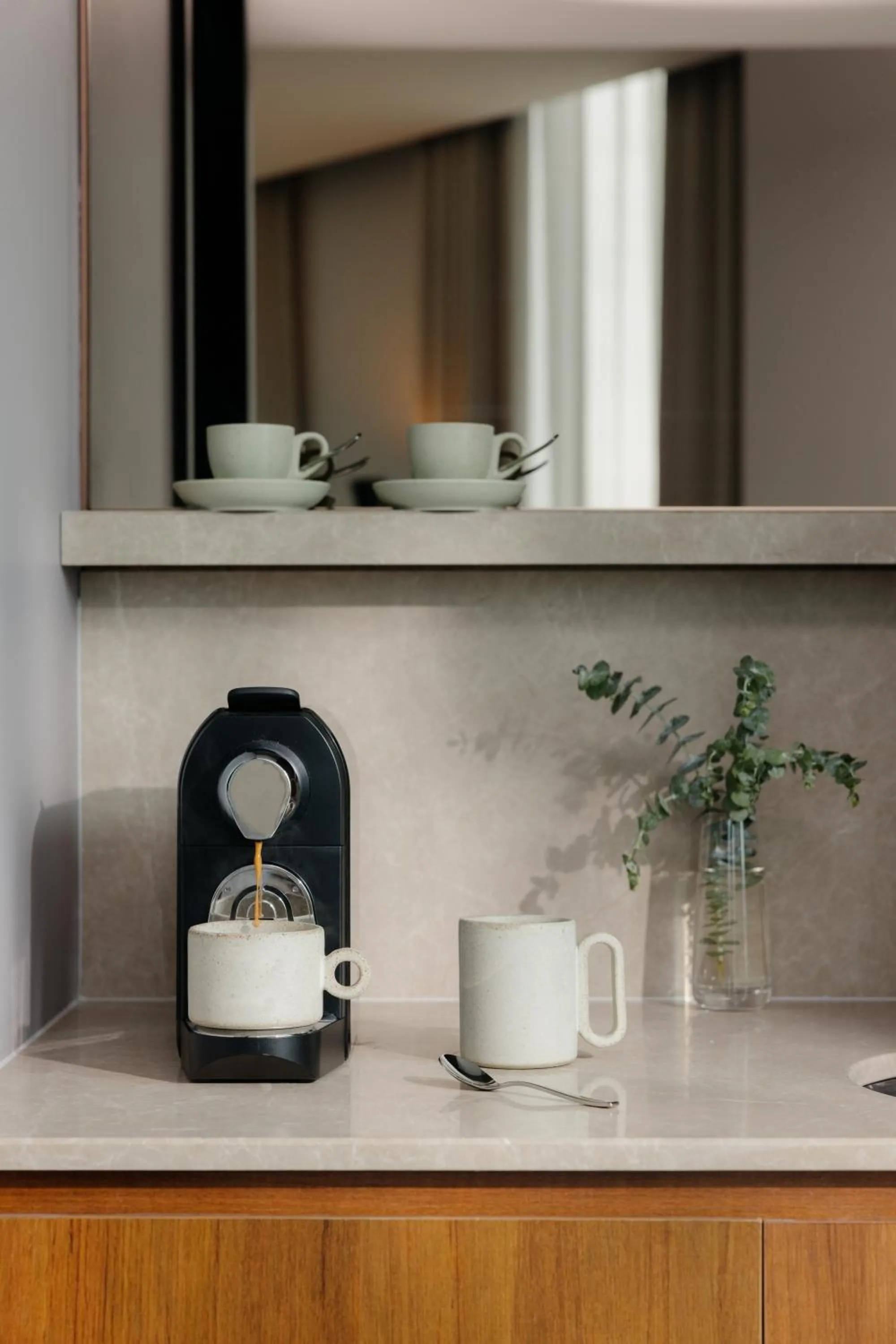 Coffee/tea facilities in Crowne Plaza Adelaide Mawson Lakes by IHG