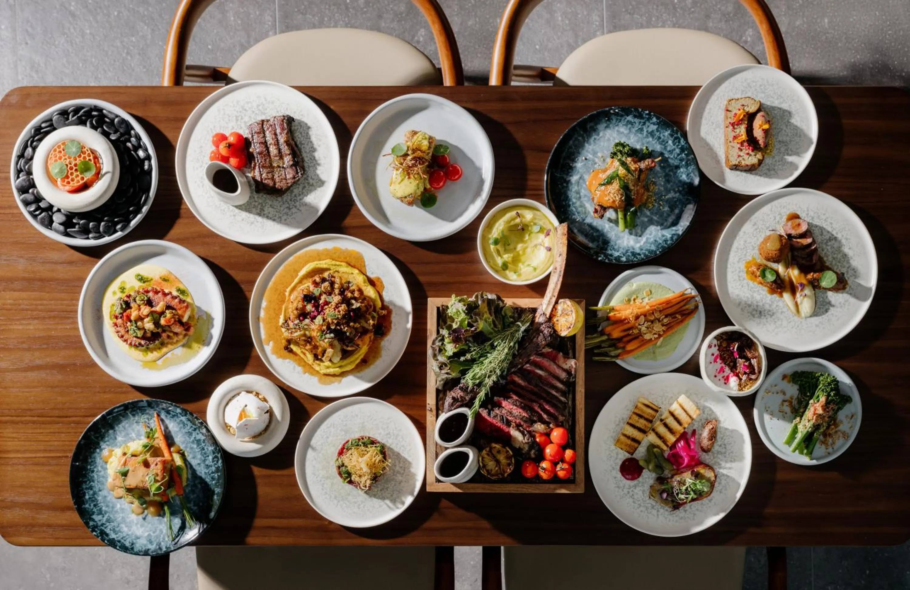 Restaurant/places to eat in Crowne Plaza Adelaide Mawson Lakes by IHG