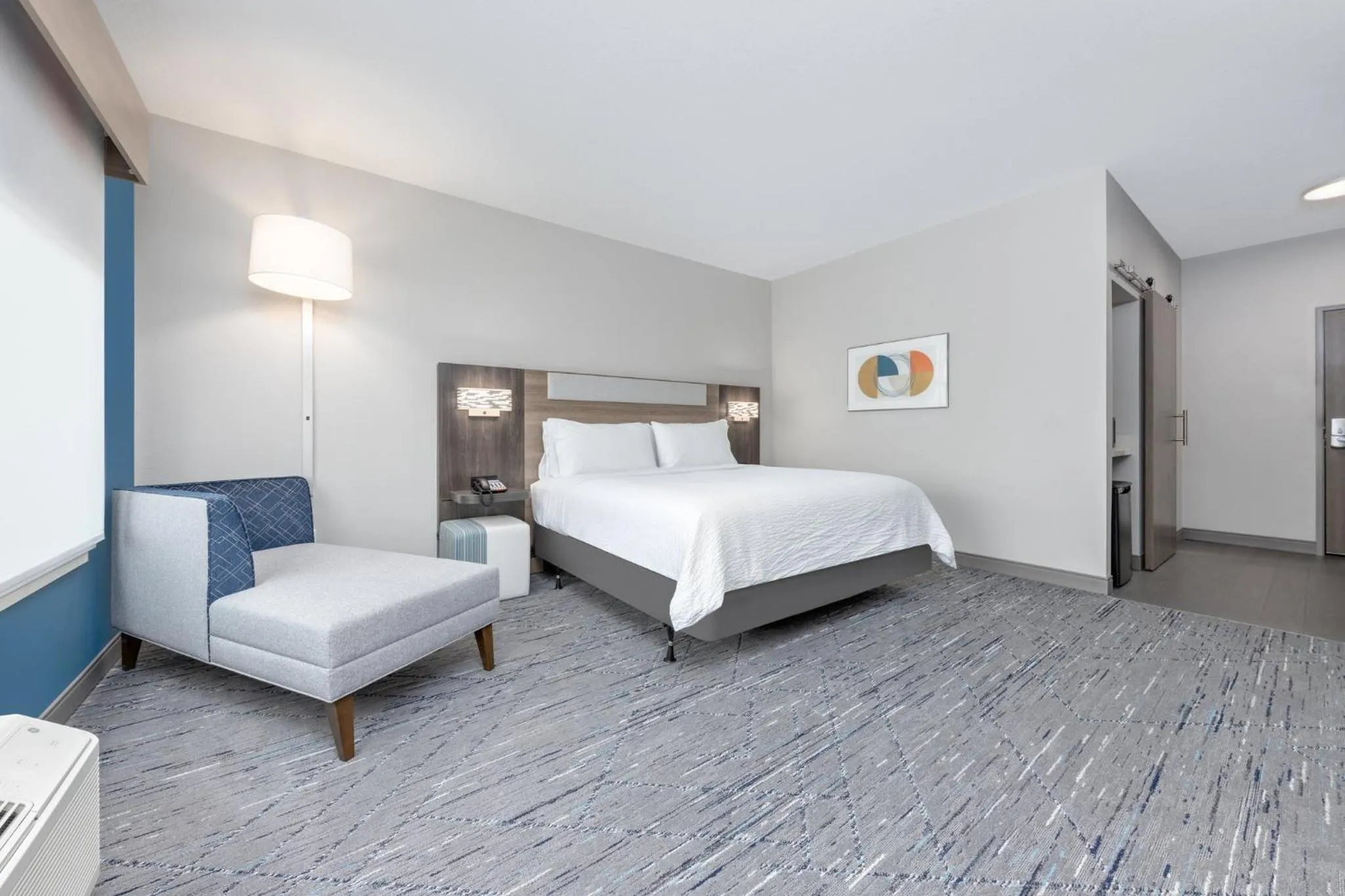 Photo of the whole room, Bed in Holiday Inn Express & Suites Austin Airport East by IHG