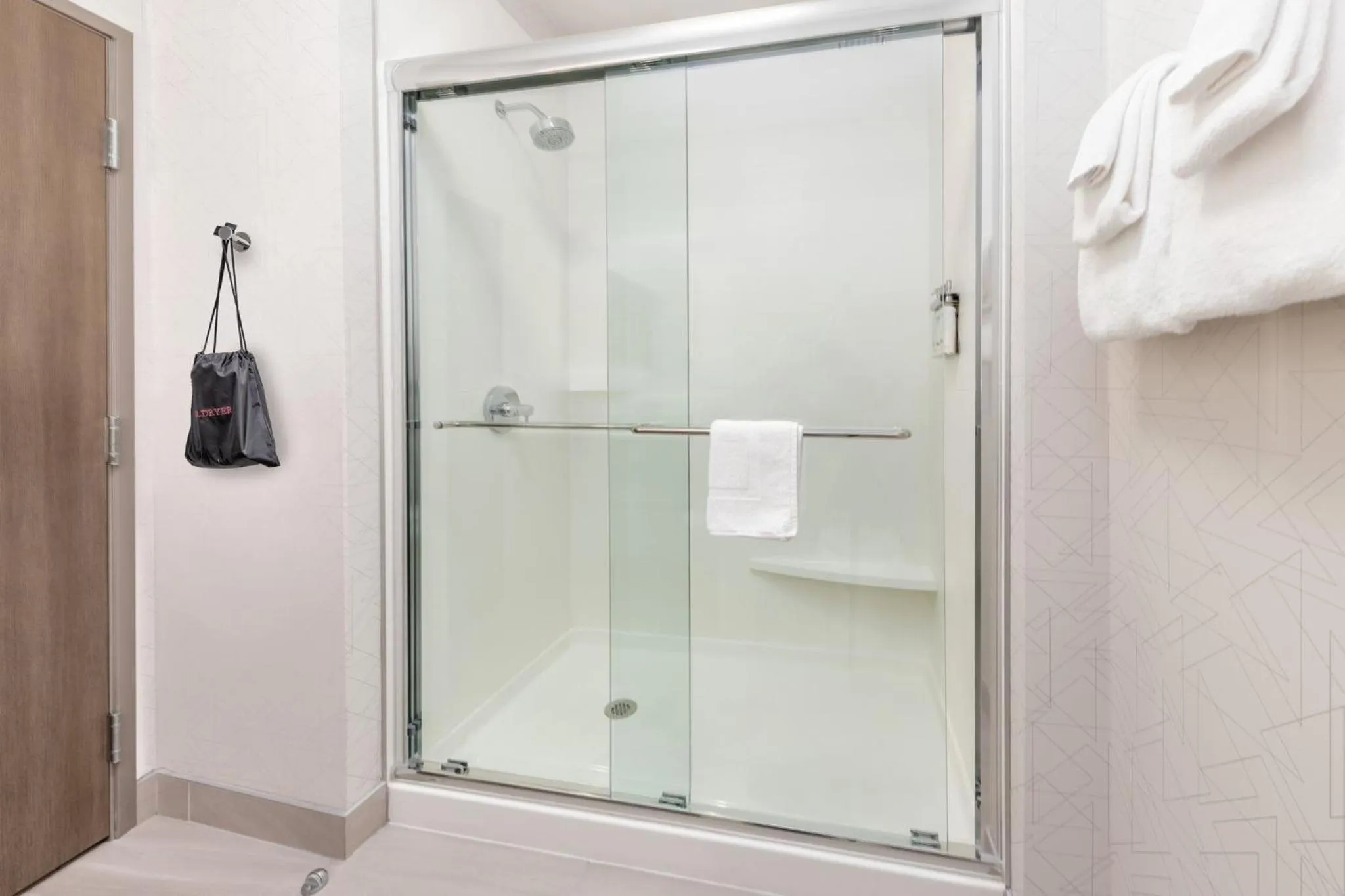 Bathroom in Holiday Inn Express & Suites Austin Airport East by IHG