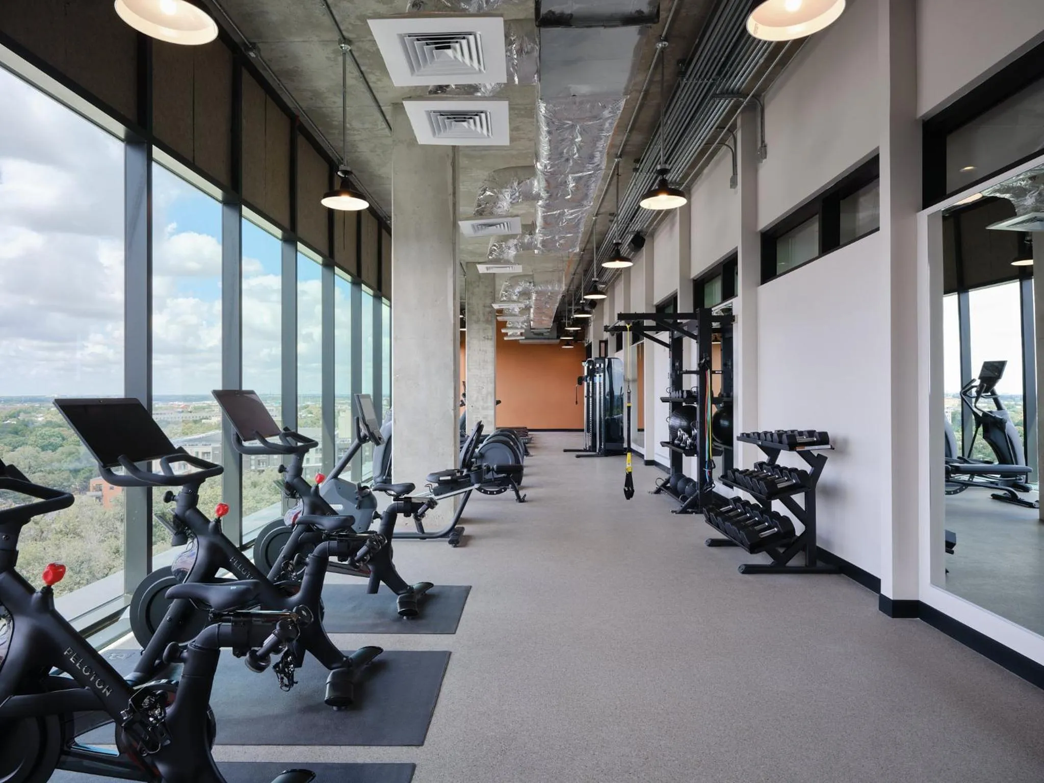 Fitness centre/facilities in Kimpton Santo San Antonio - Riverwalk by IHG