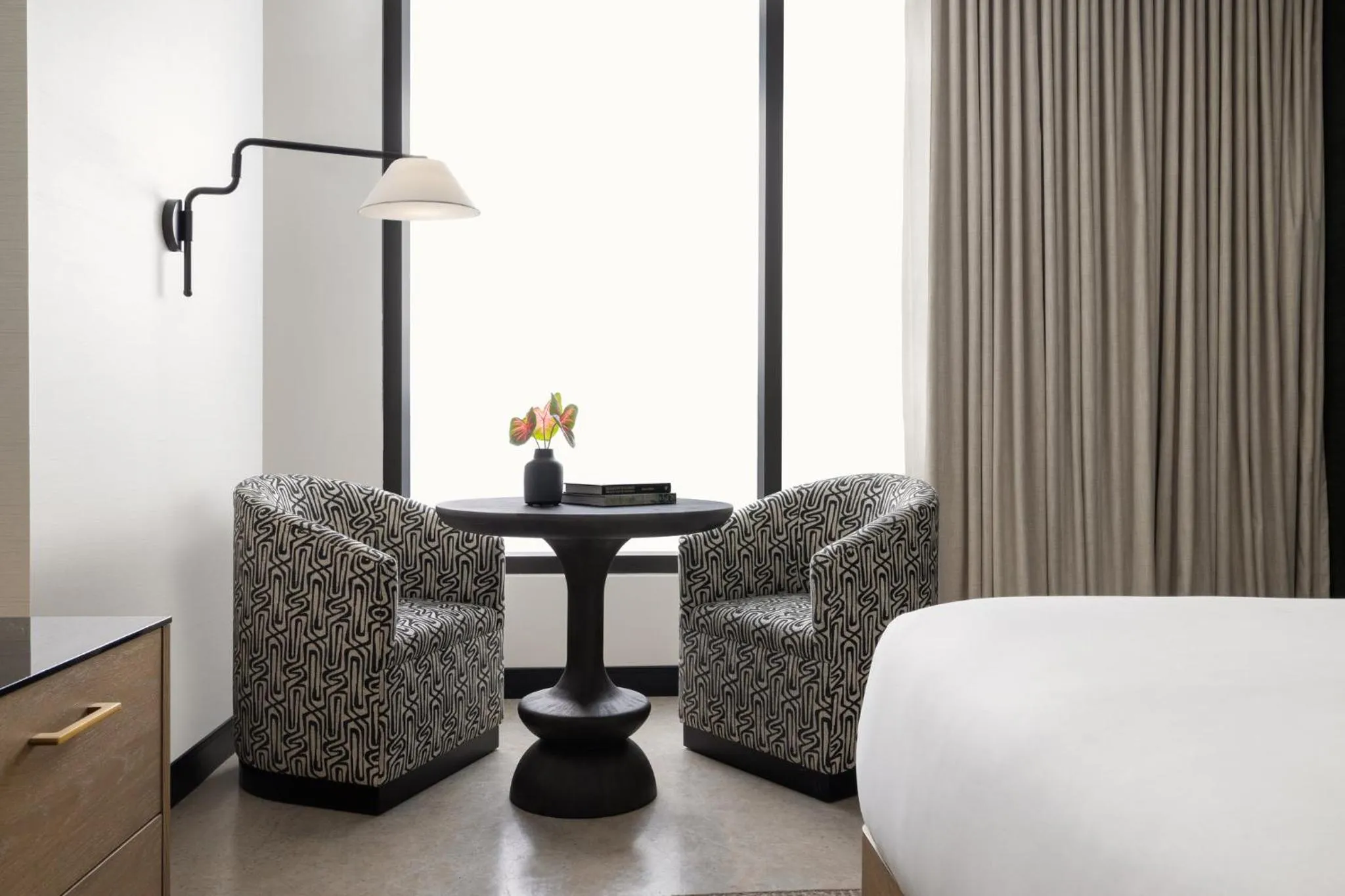 Photo of the whole room, Bed in Kimpton Santo San Antonio - Riverwalk by IHG