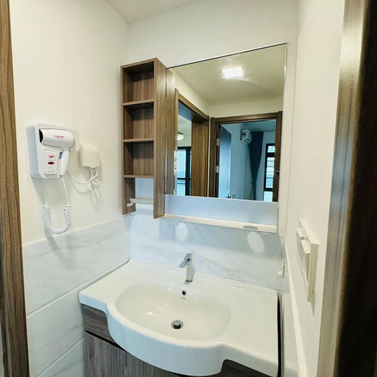 Seaview 2B1R 5pax Condo Forest City 1G-1608