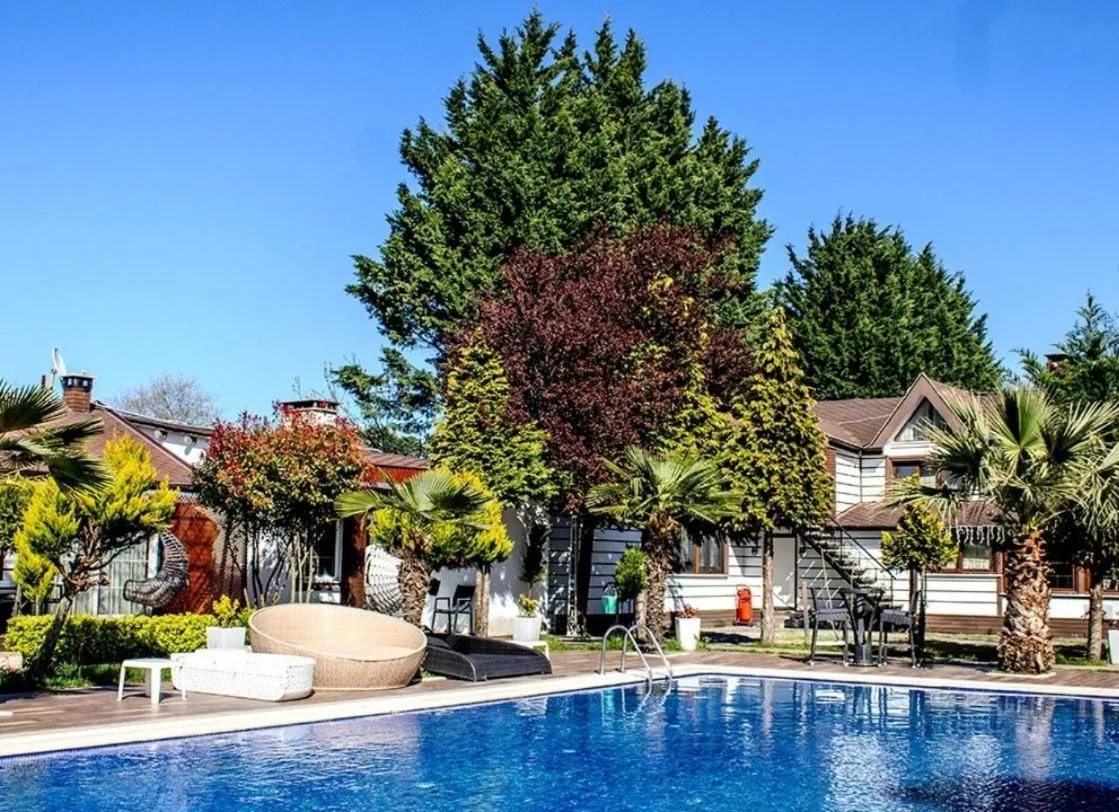 Pool view in 216 North Hotel