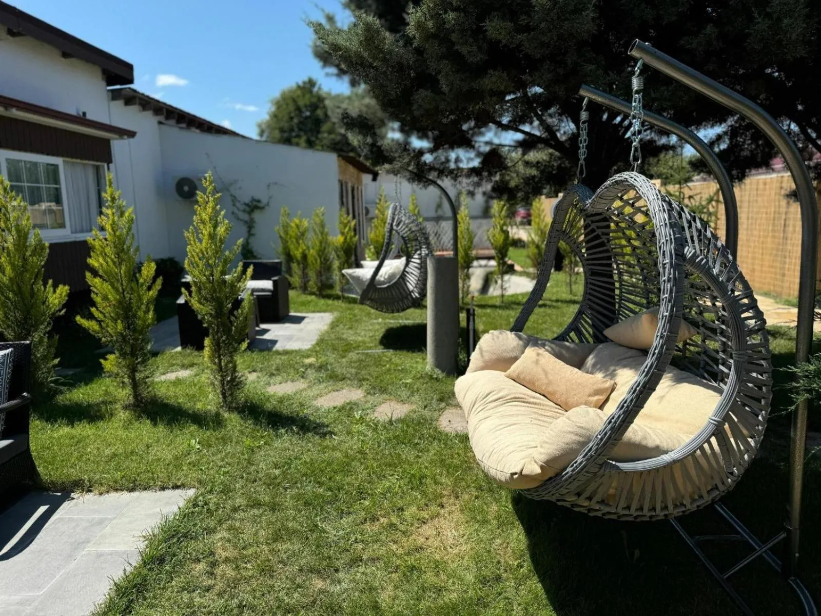 Garden view in 216 North Hotel