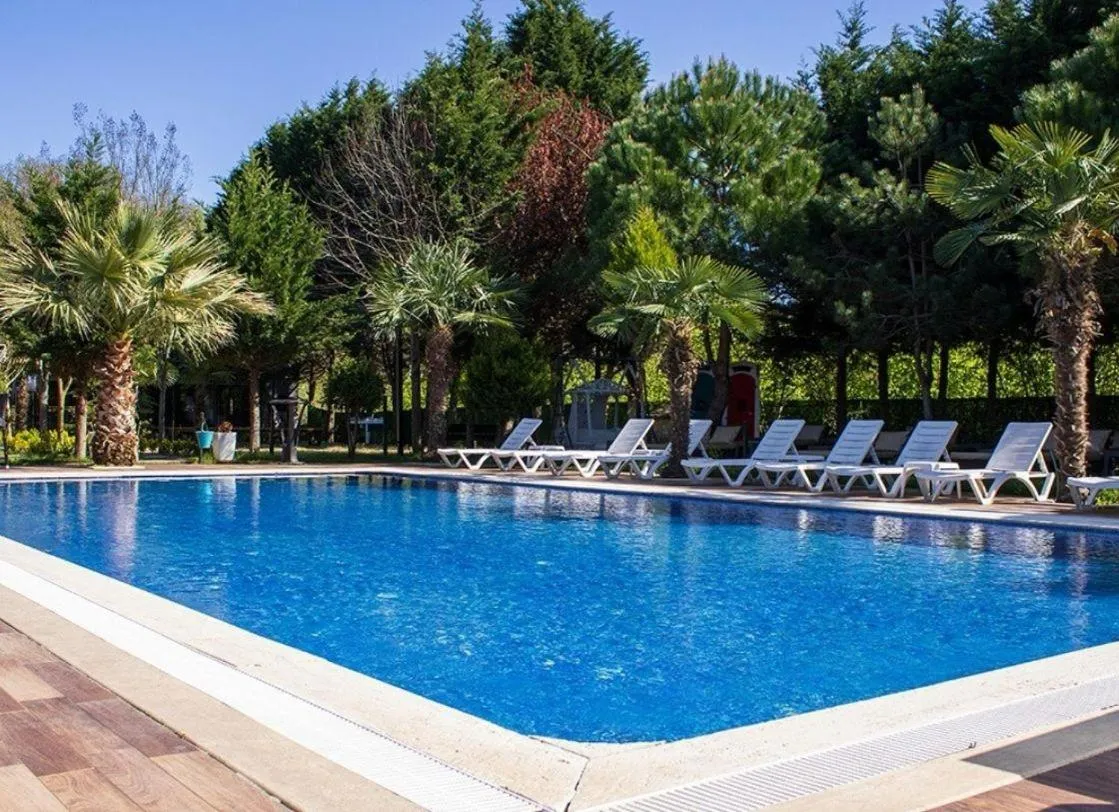 Pool view in 216 North Hotel