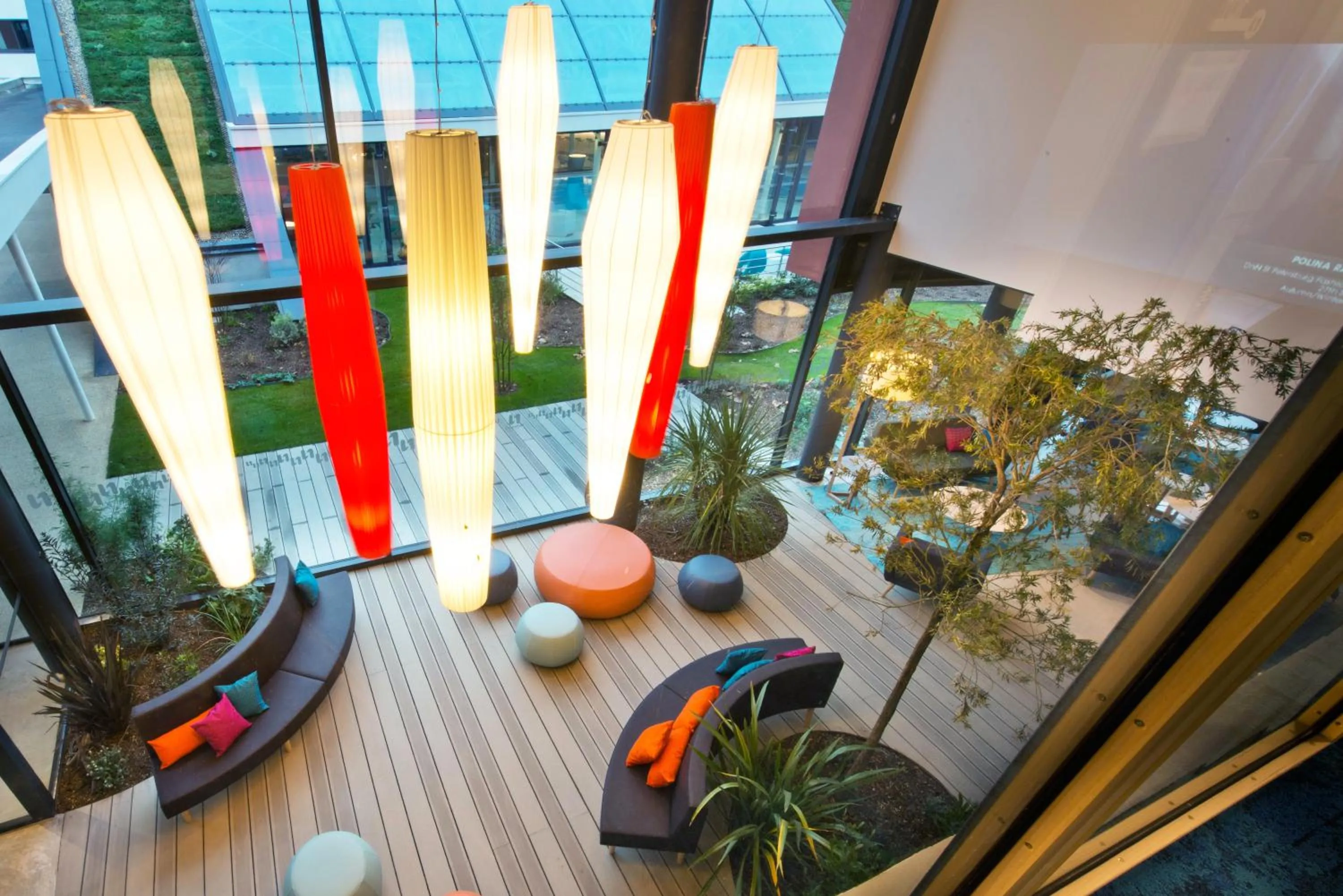 Lounge or bar in Nomad Paris Roissy CDG