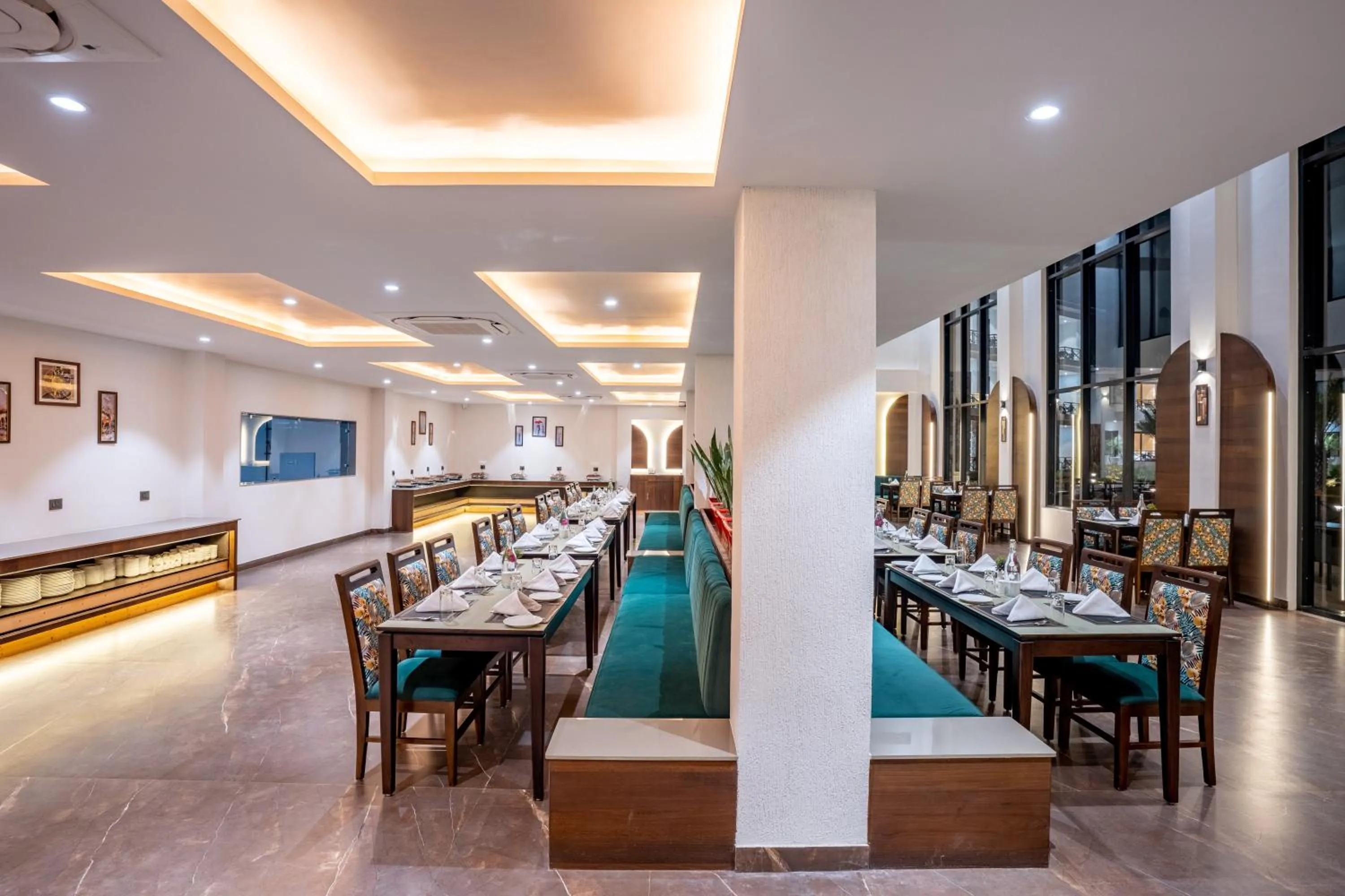 Restaurant/places to eat in Shervani Pebbles & Pines Resort & Spa, Corbett