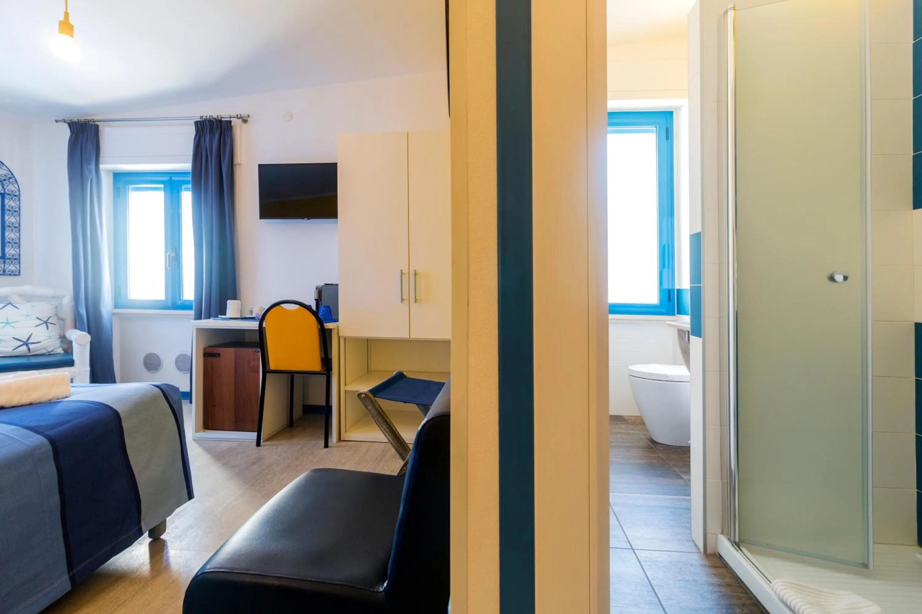 Photo of the whole room, Bed in La Favorita Hotel