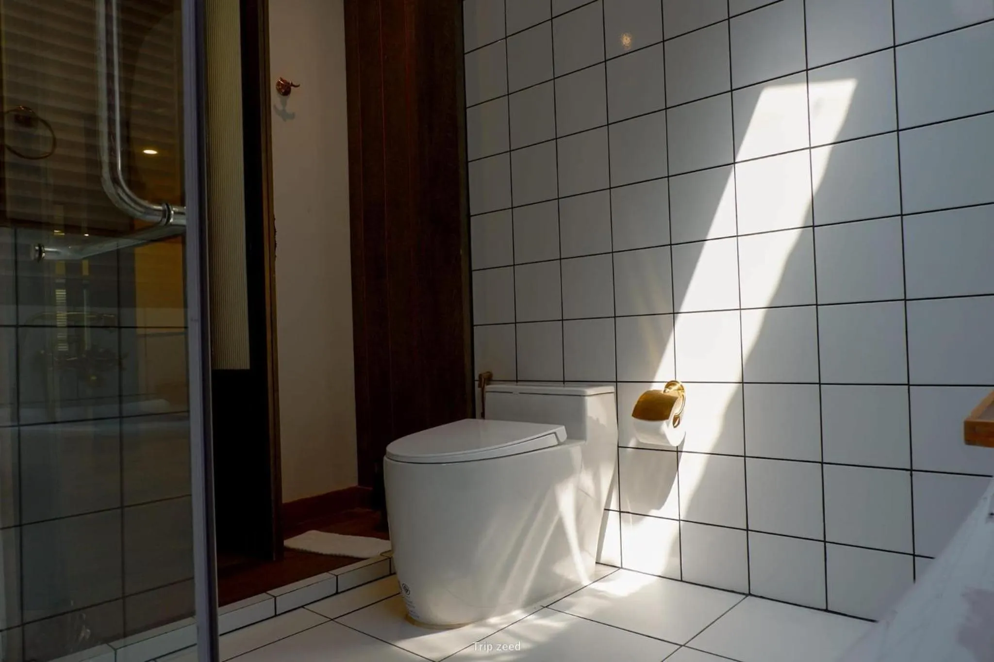 Toilet in The Folkster House Chiangkhan