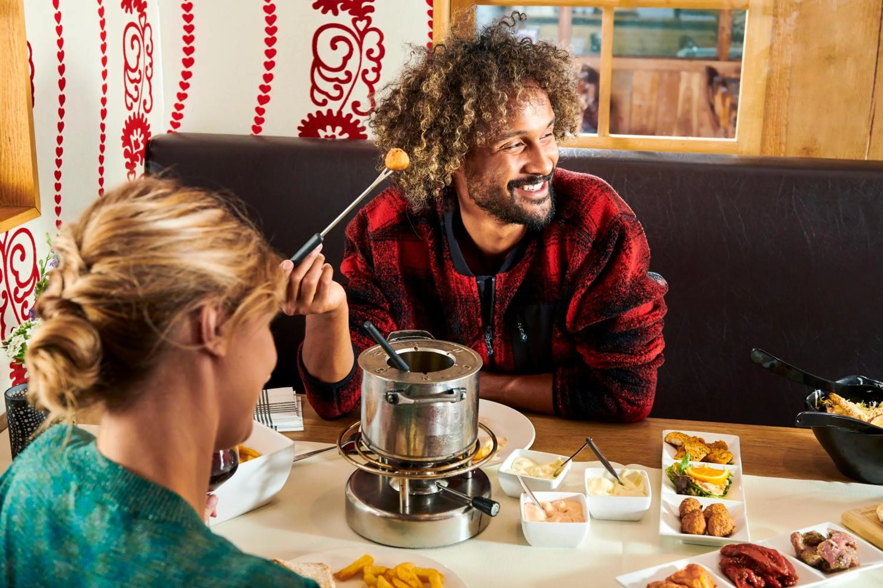 Restaurant/places to eat in Alpine Hotel by SnowWorld