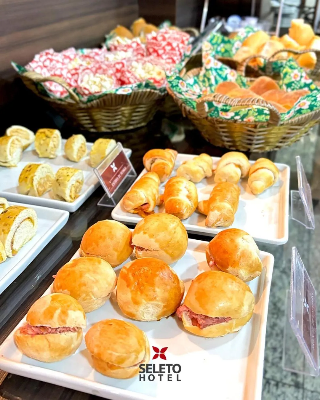 Buffet breakfast in Seleto Hotel