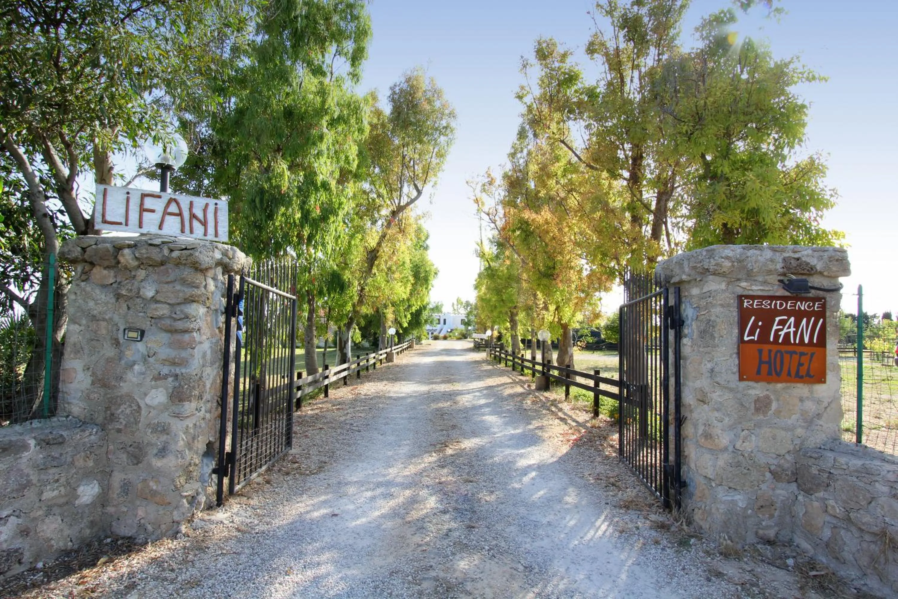 Facade/entrance in Tenuta Li Fani Residence Hotel