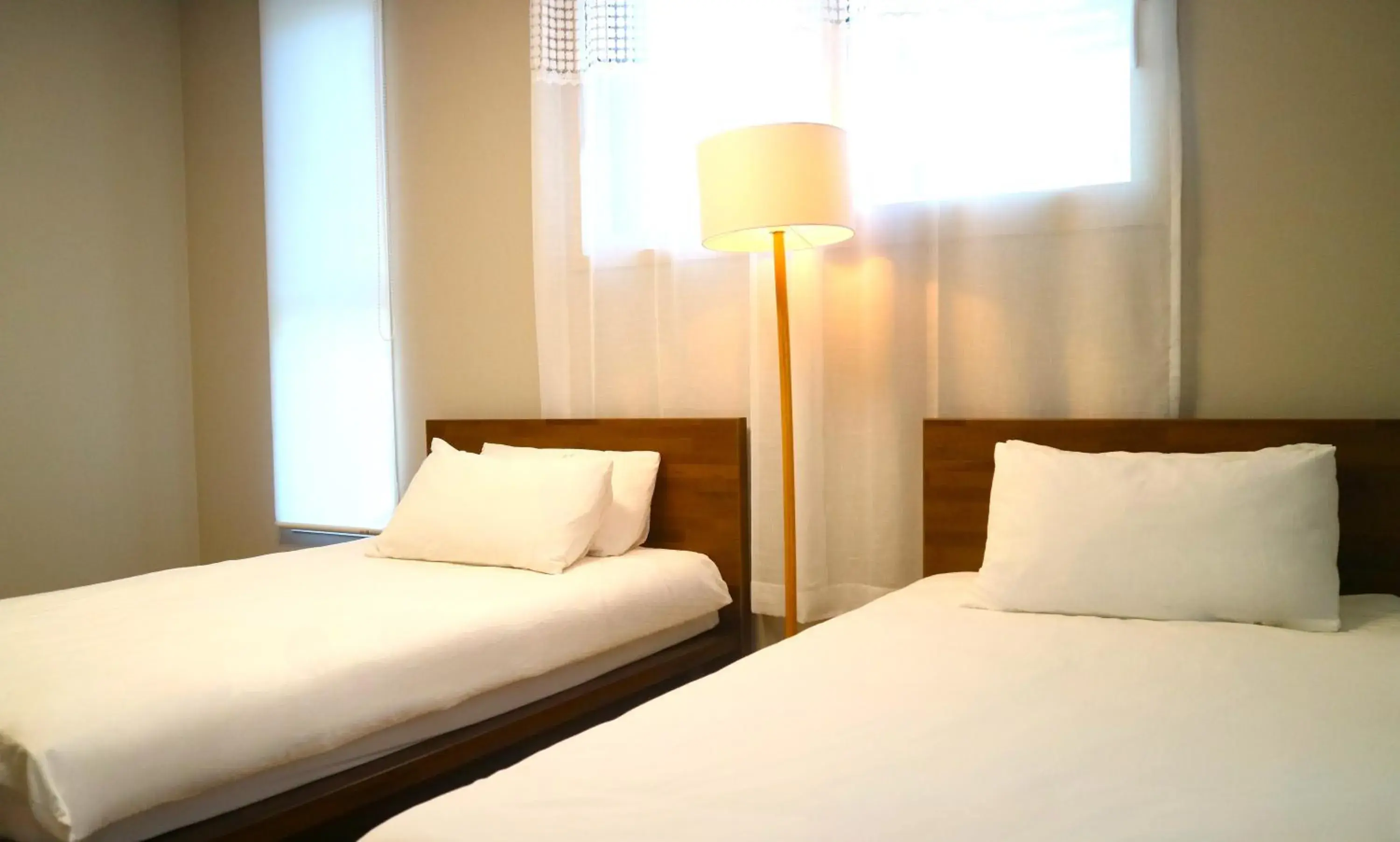Twin Room with Private Bathroom in Incheon Airport Guest House King Twin Room with Private Bathroom in Incheon Airport Guest House King