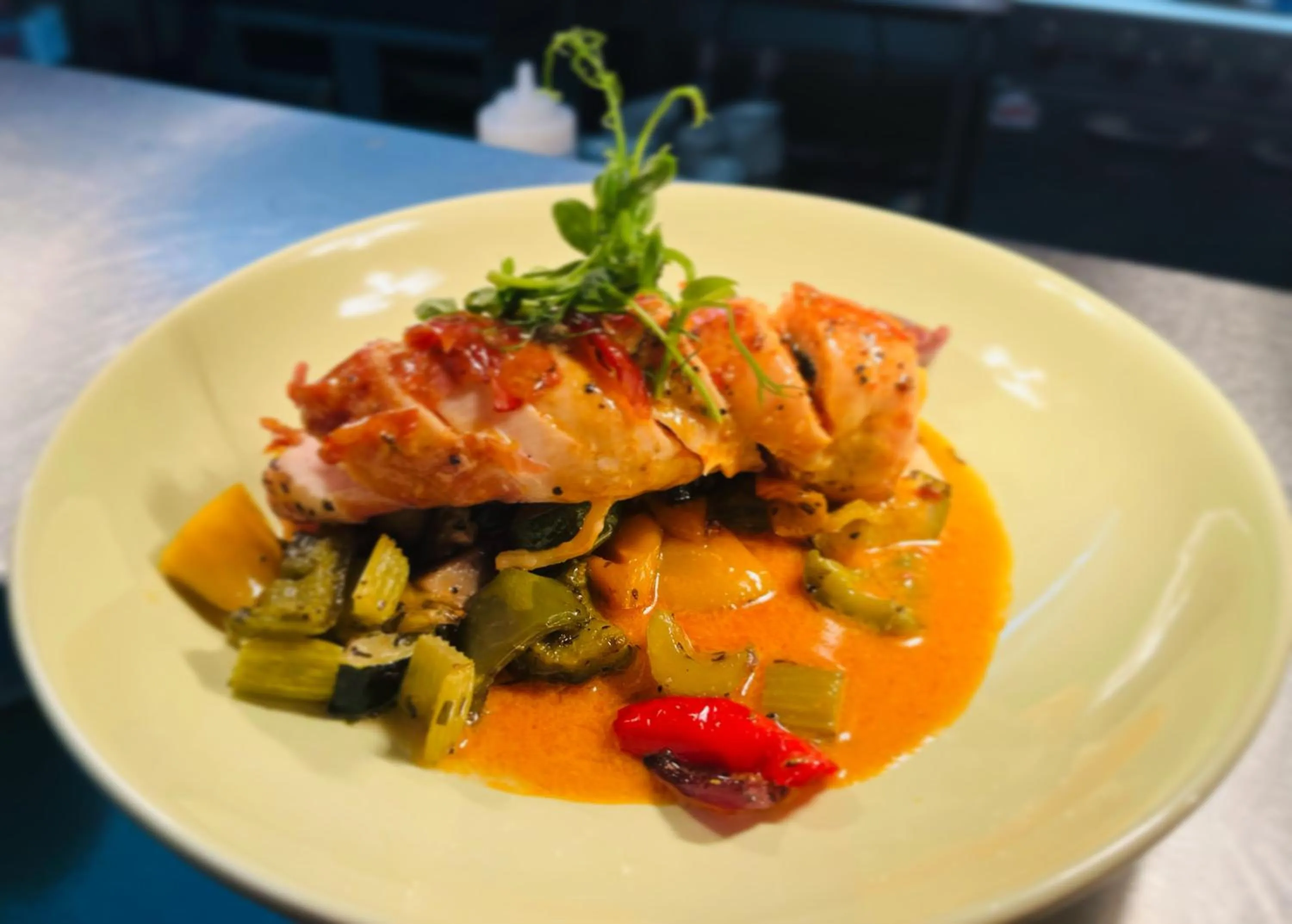 Restaurant/places to eat in Picton-House