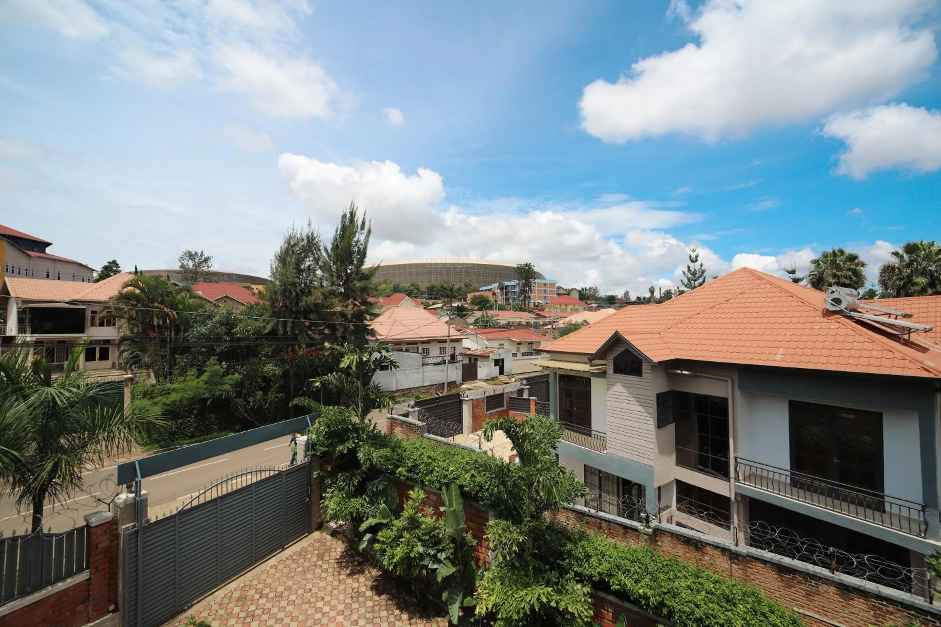 Neighbourhood in OMX Hotel Remera