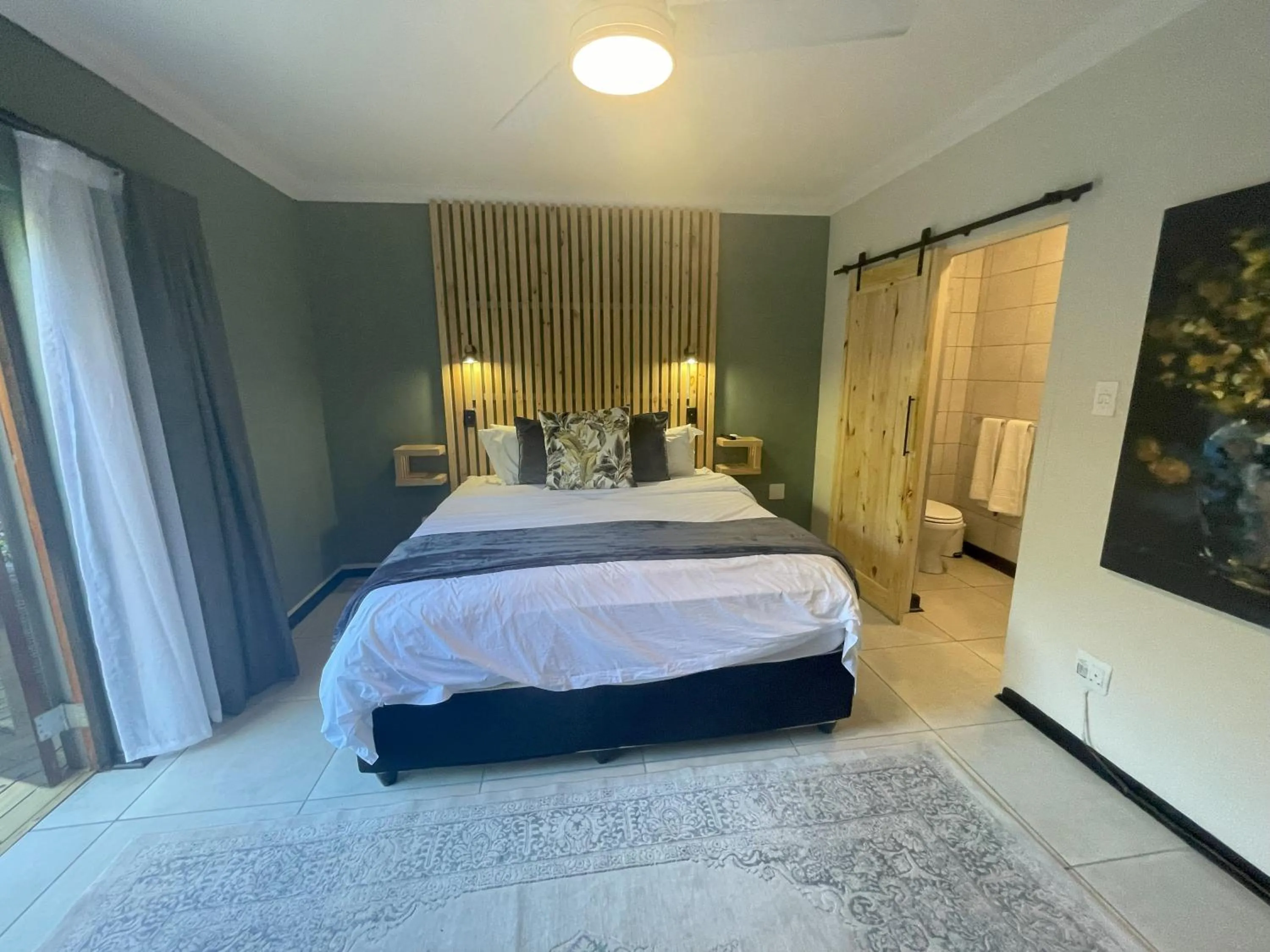 Bed in Wilderness on Sea