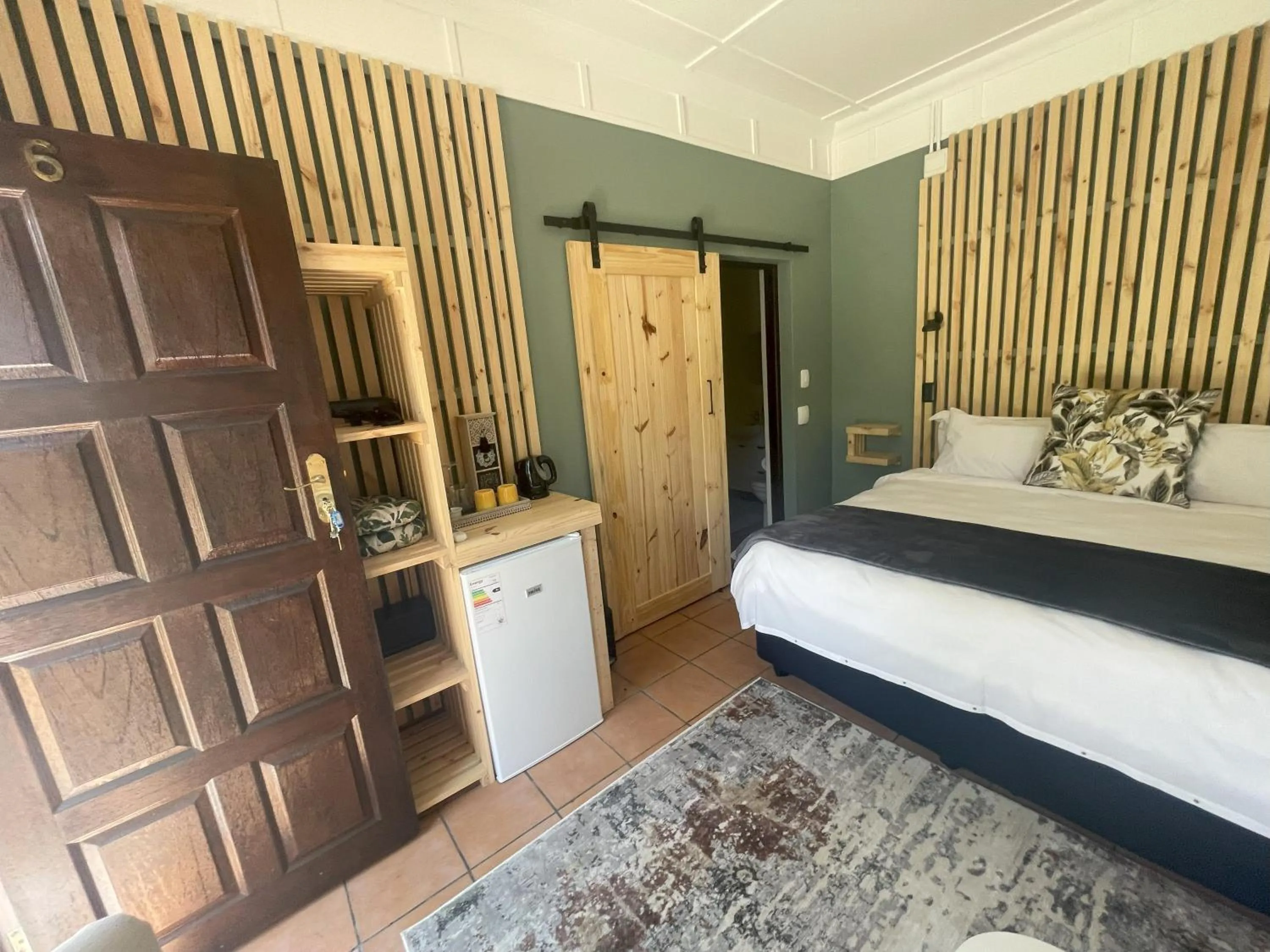 Photo of the whole room, Bed in Wilderness on Sea