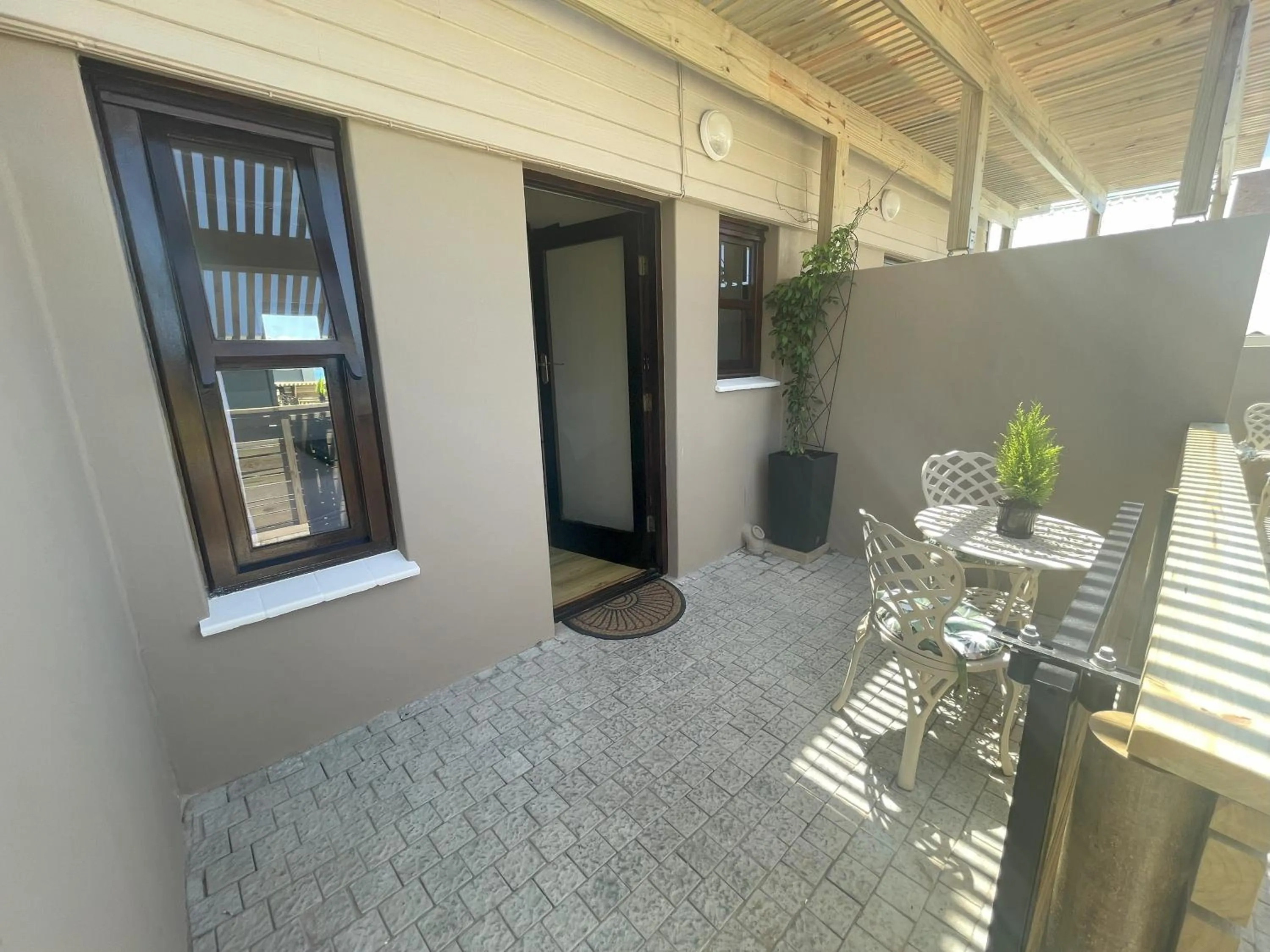 Balcony/Terrace in Wilderness on Sea