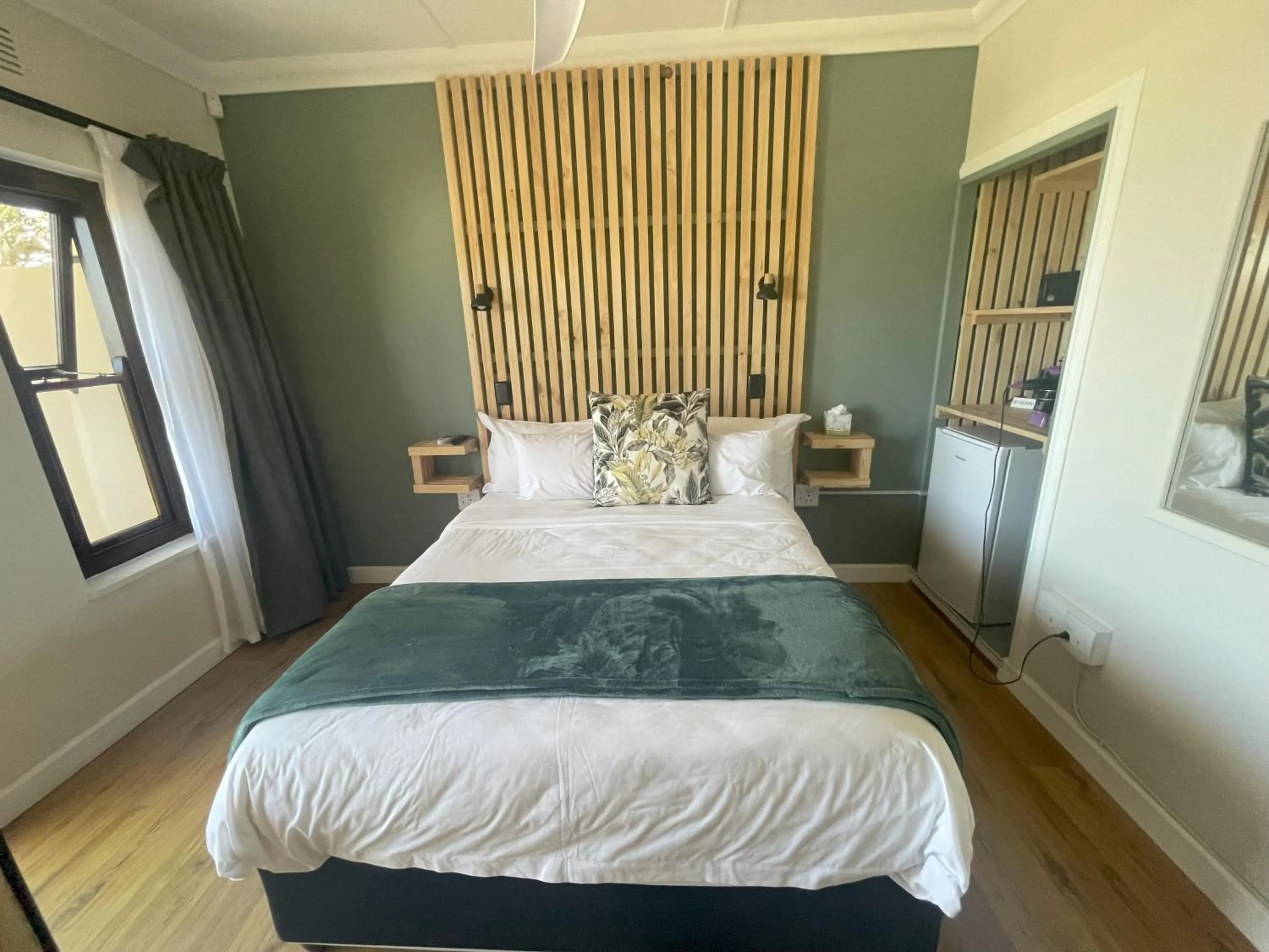 Bed in Wilderness on Sea