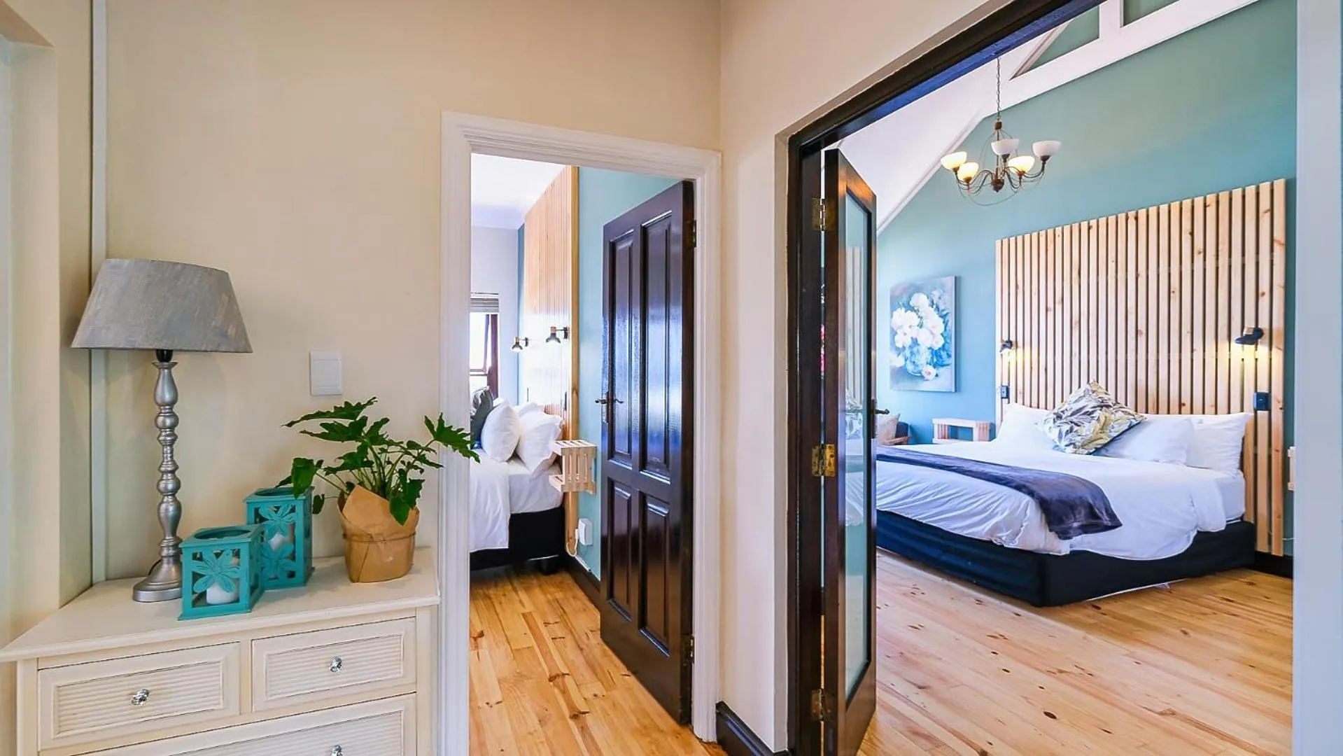 Bedroom, Bed in Wilderness on Sea