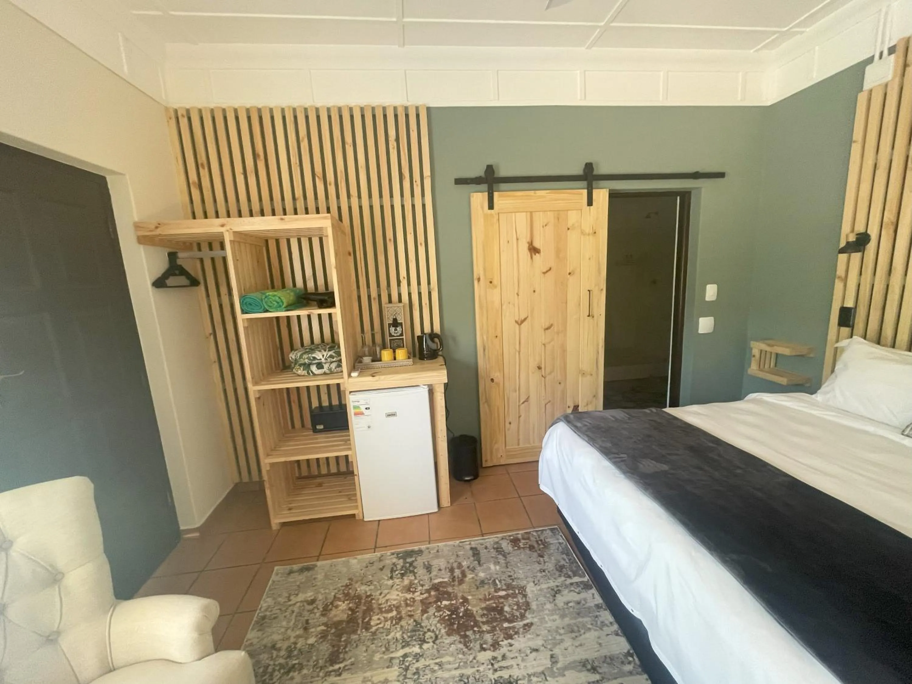 Photo of the whole room, Bed in Wilderness on Sea