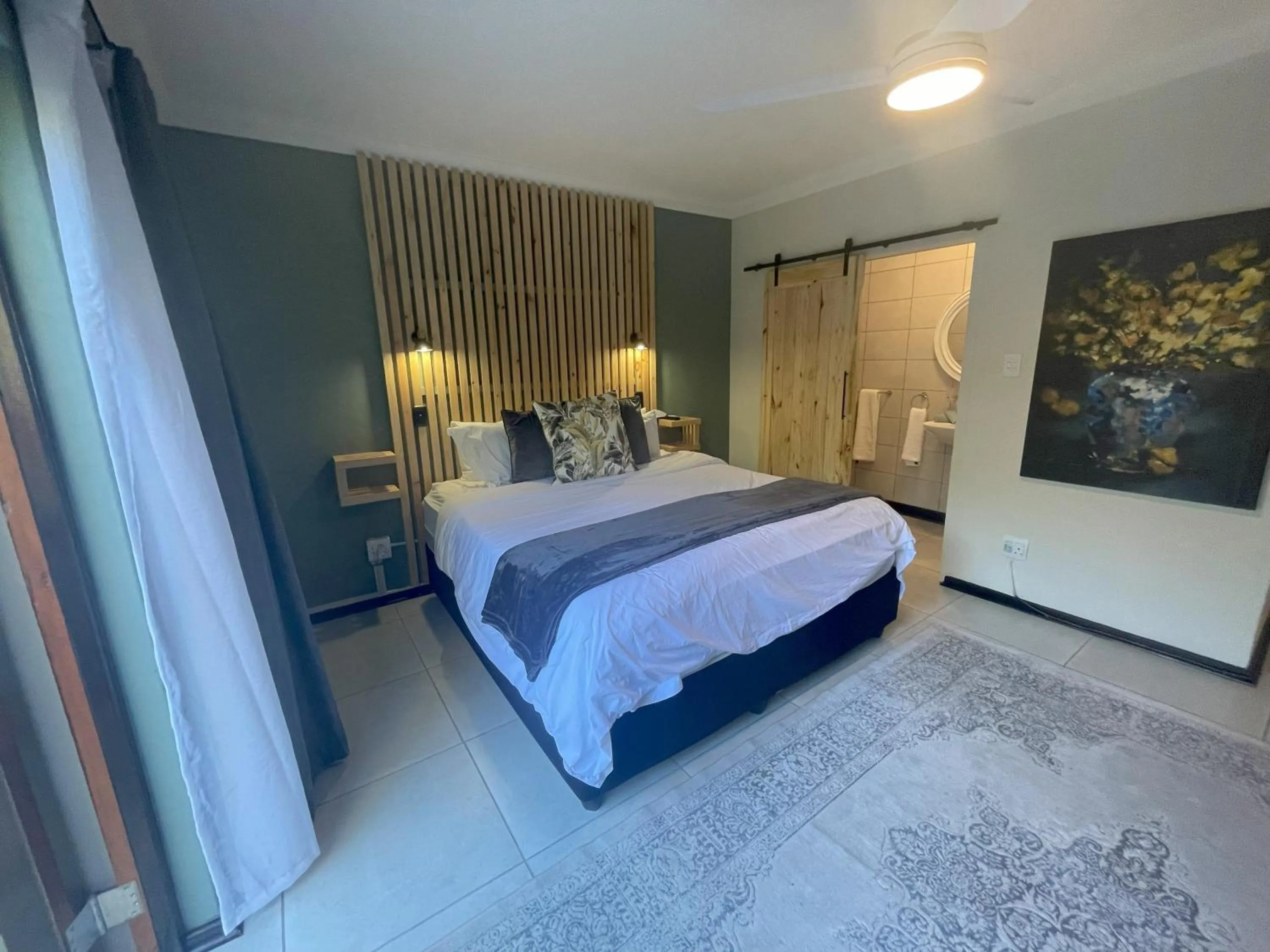 Bed in Wilderness on Sea