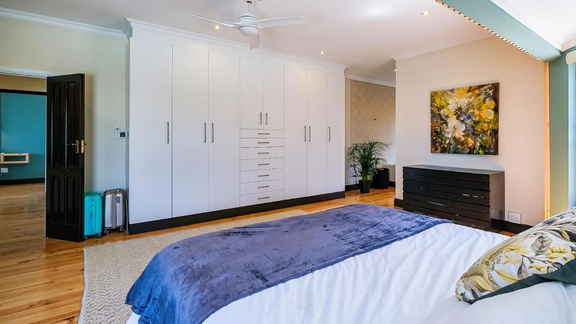 Bed in Wilderness on Sea