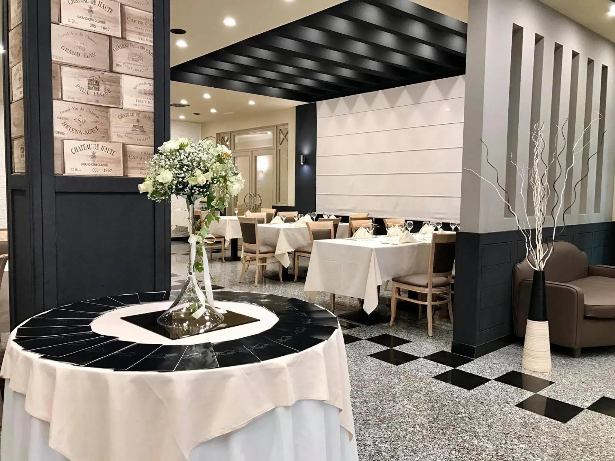 Restaurant/places to eat in Al Vecchio Cellaio Historical Guest House