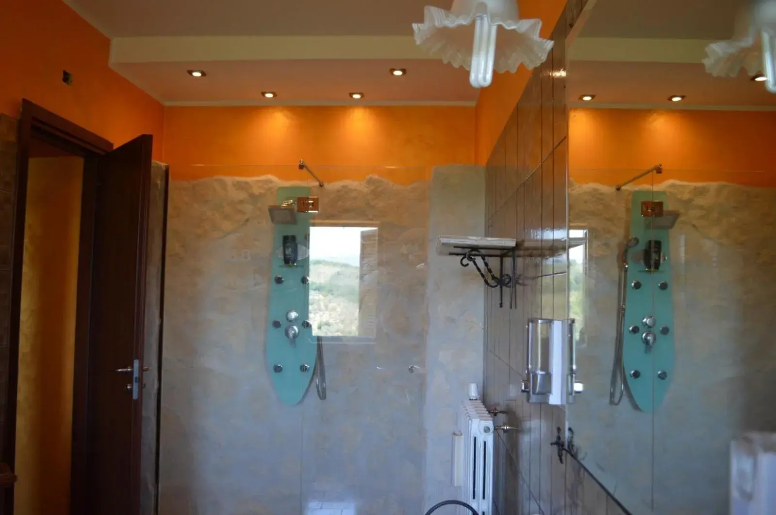 Large Double Room in B&B Santa Vittoria Large Double Room in B&B Santa Vittoria