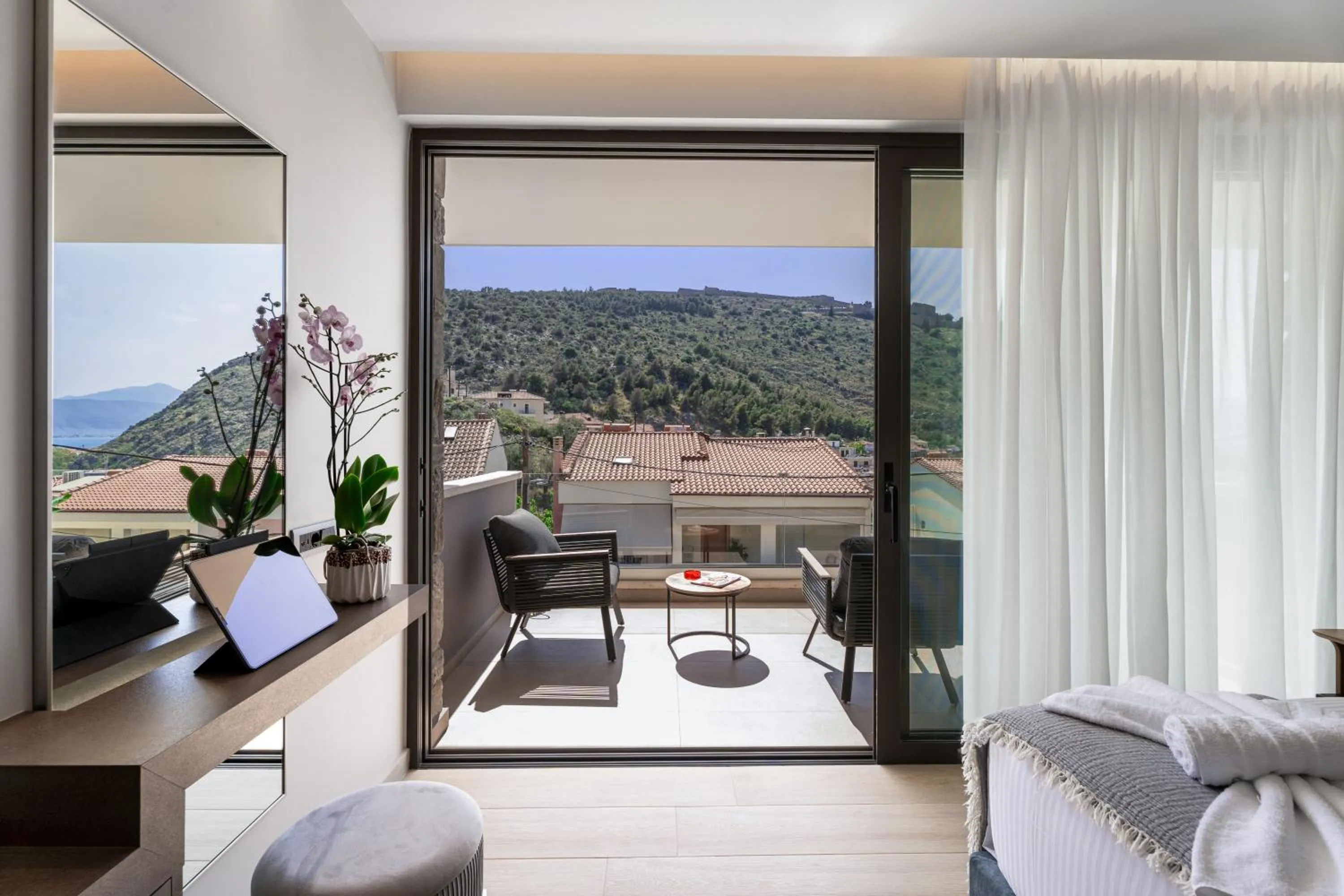 Balcony/Terrace in Ennea Muses Rooms and Suites