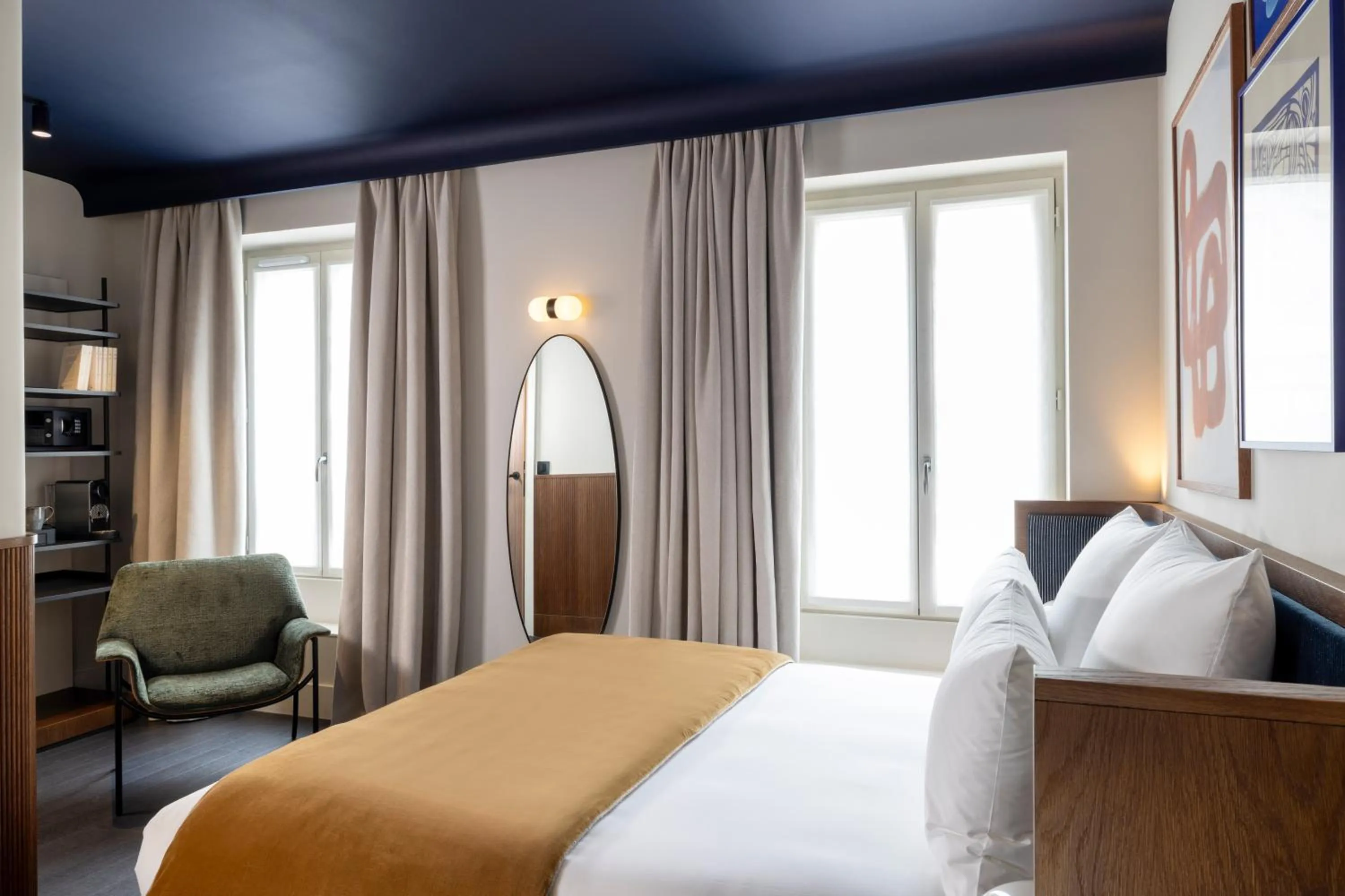 Photo of the whole room, Bed in Hôtel Gabbie