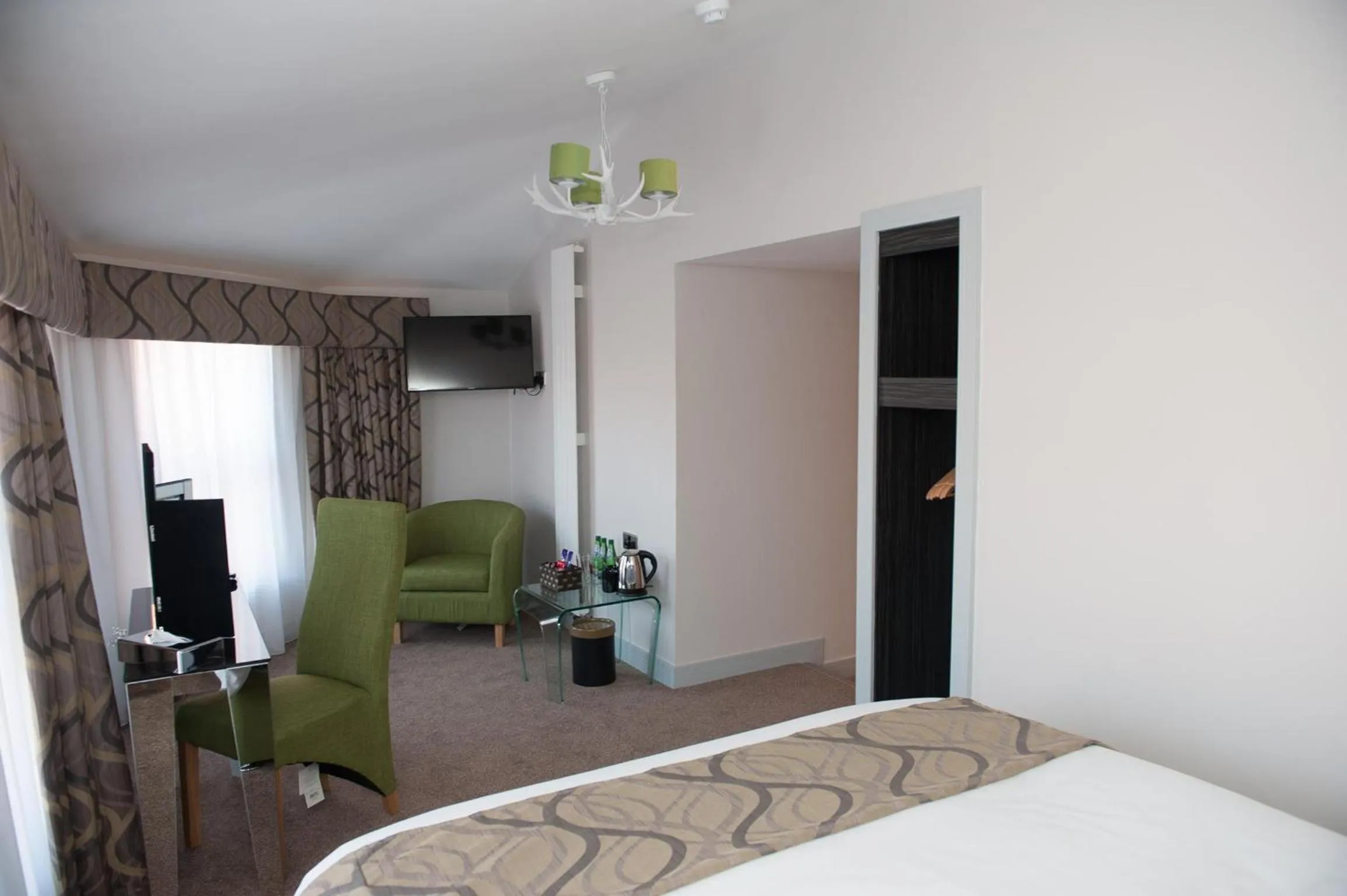 Bedroom, Bed in Hotel Forty One