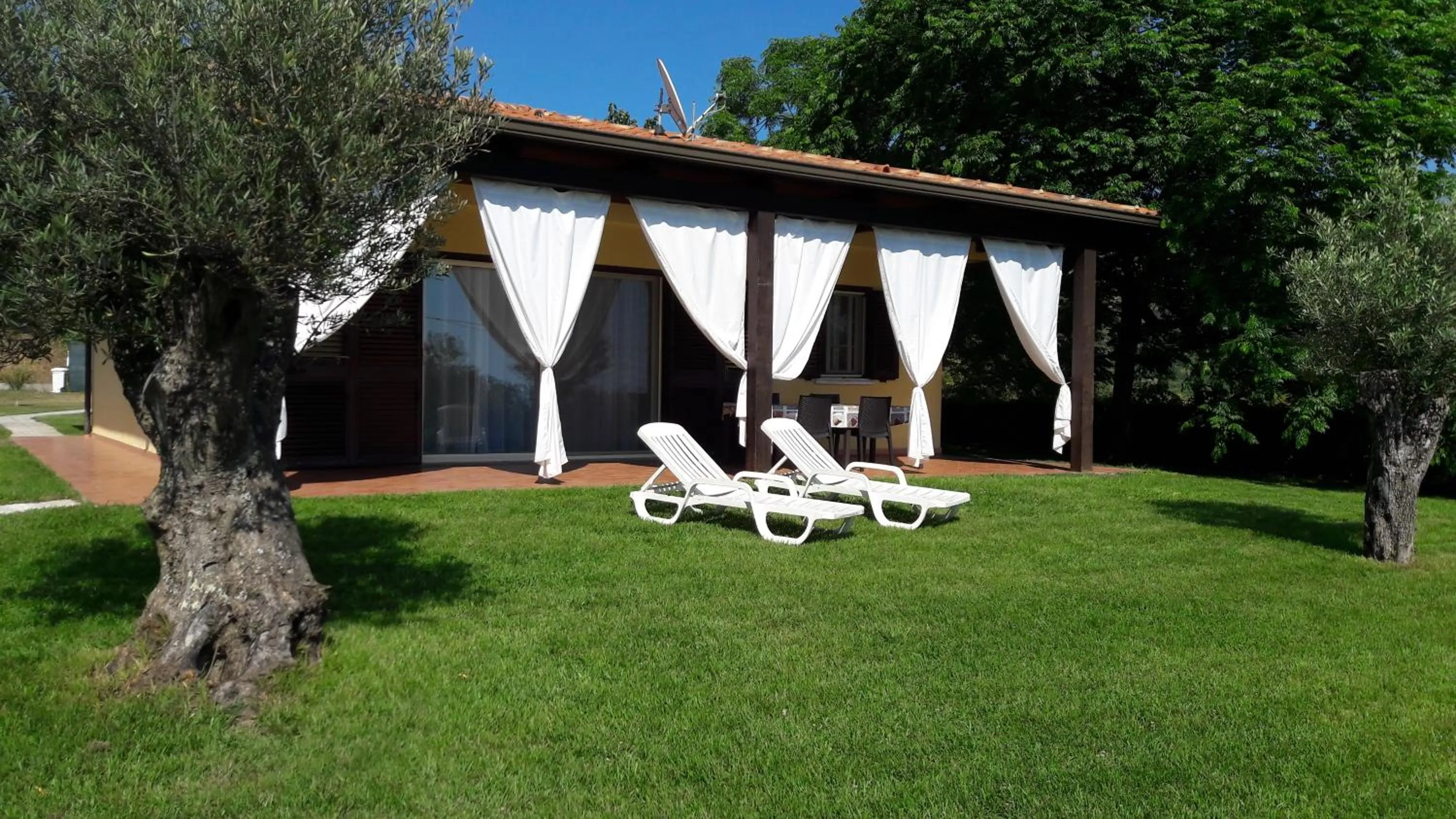 Property building in Villa Mimosa Tropea