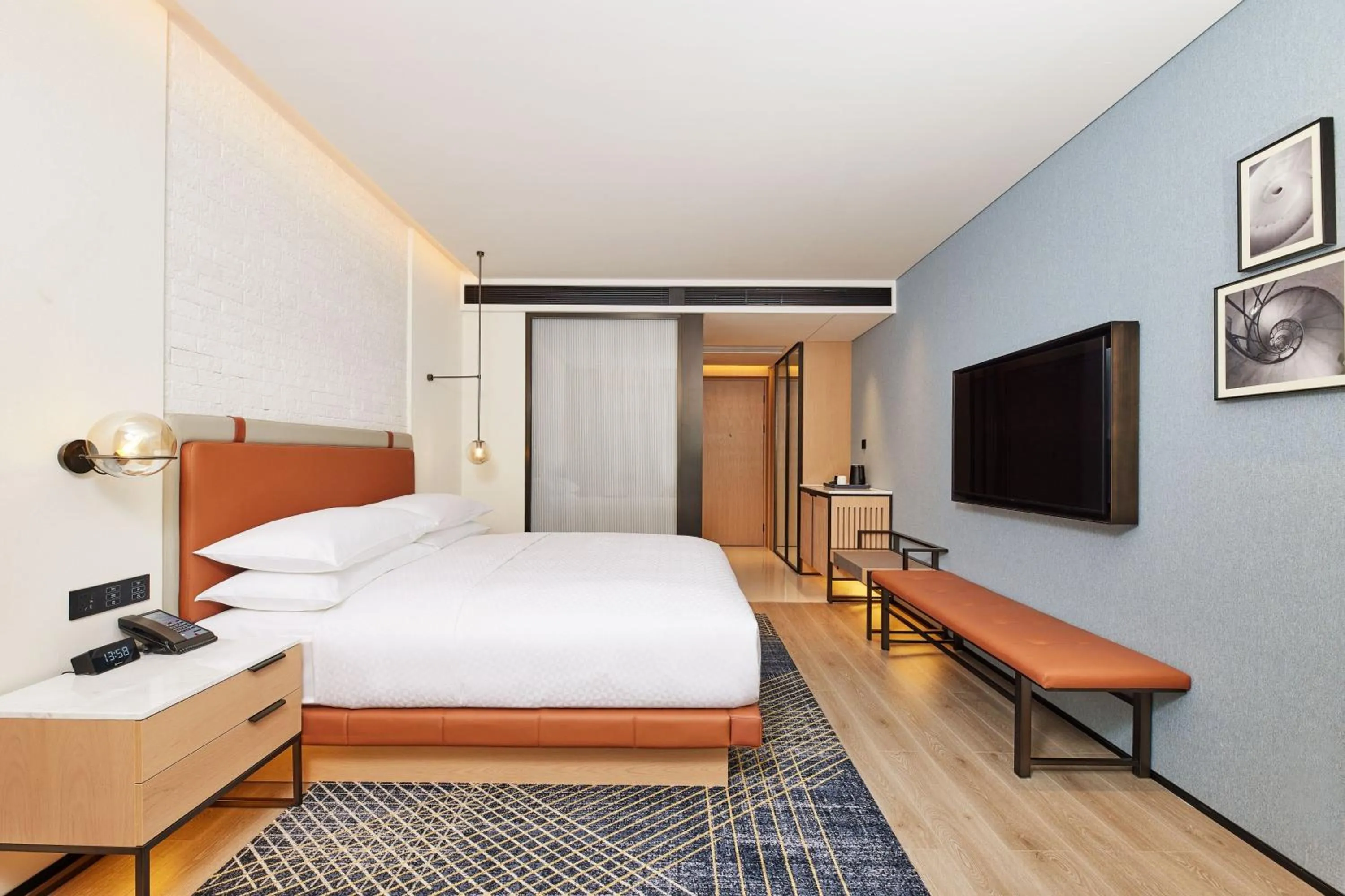 Photo of the whole room, Bed in Four Points by Sheraton Changsha, Tianxin
