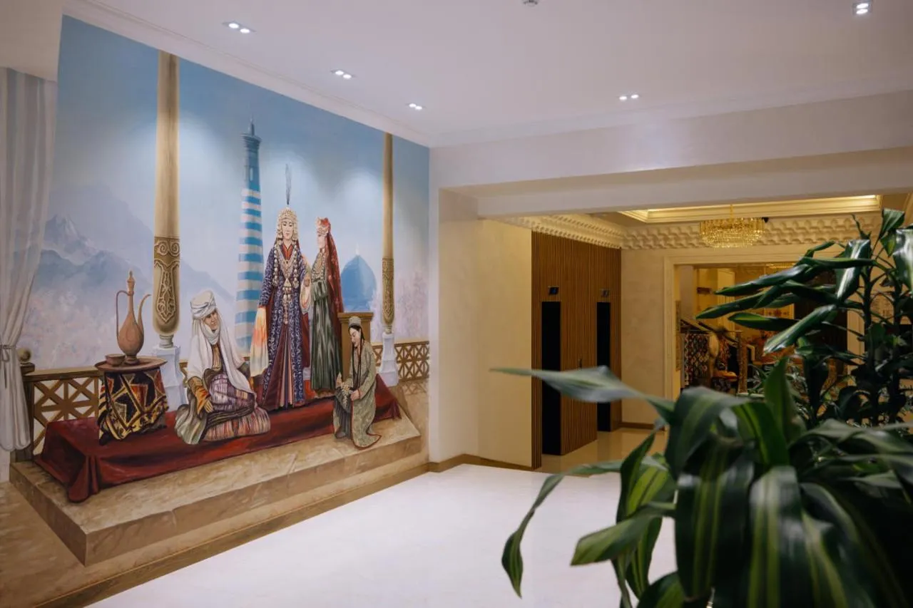 Decorative detail in Kohinur Plaza