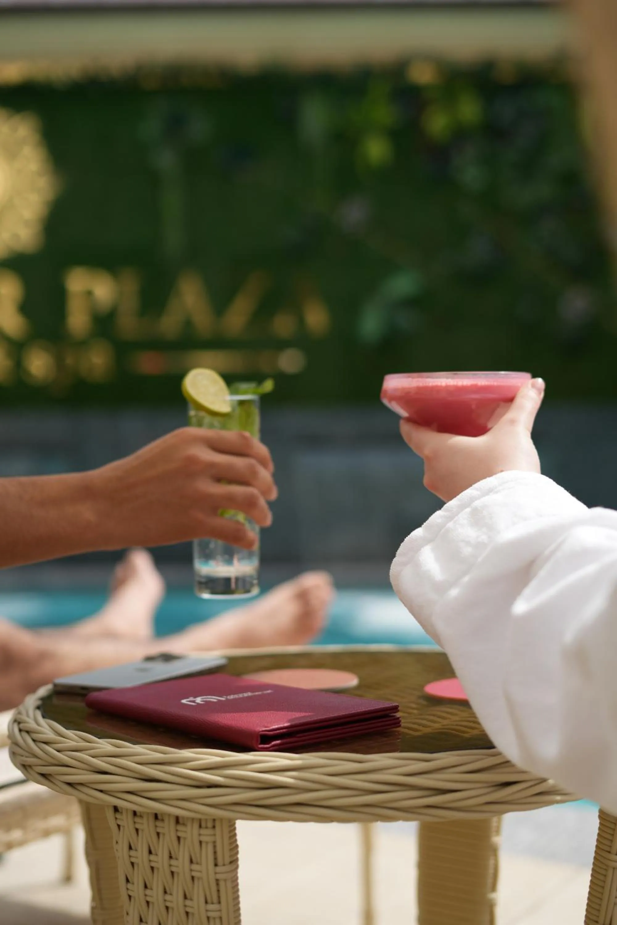 Patio in Kohinur Plaza