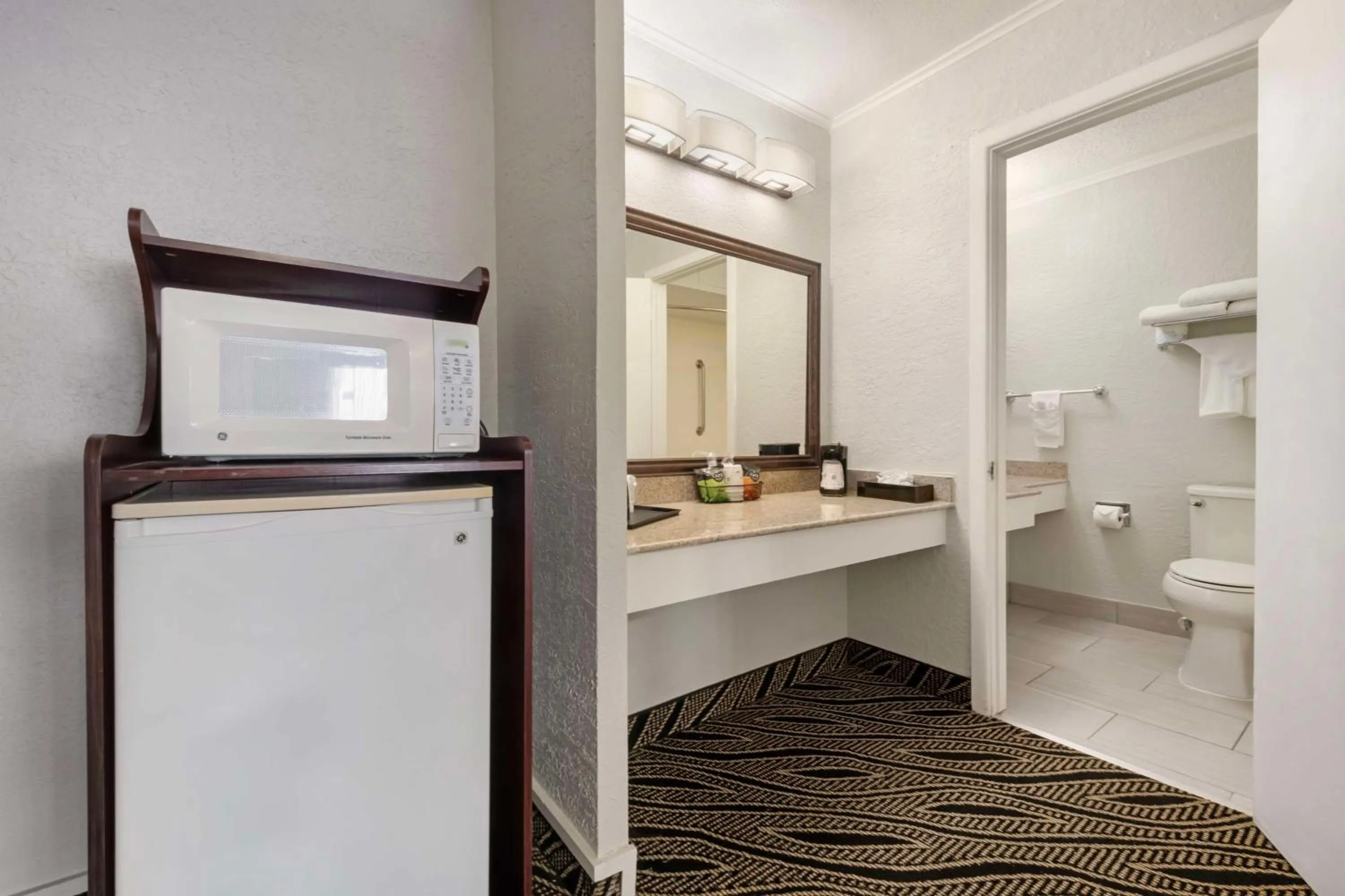 Bathroom in Best Western Red Carpet Inn